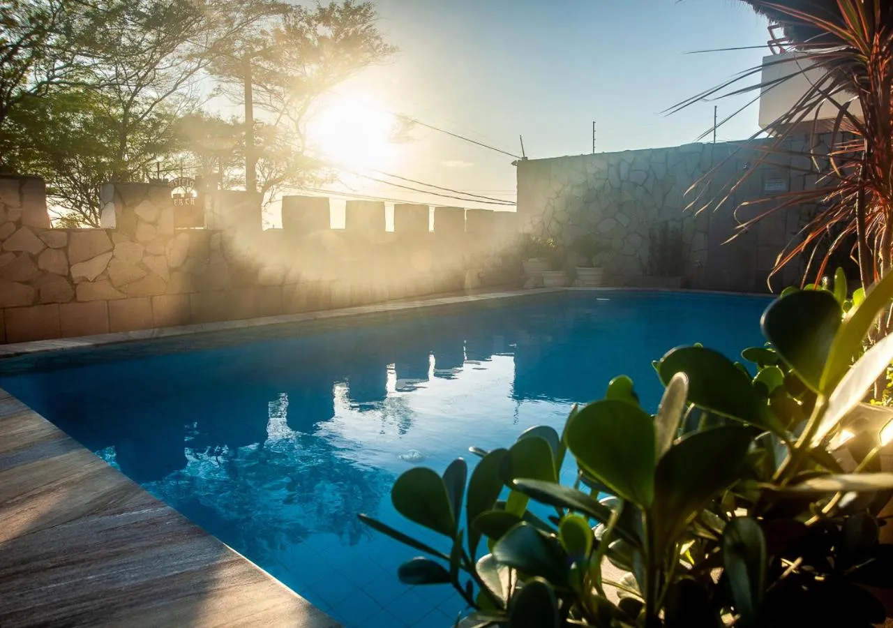 Swimming pool in Castelo Beach Hotel