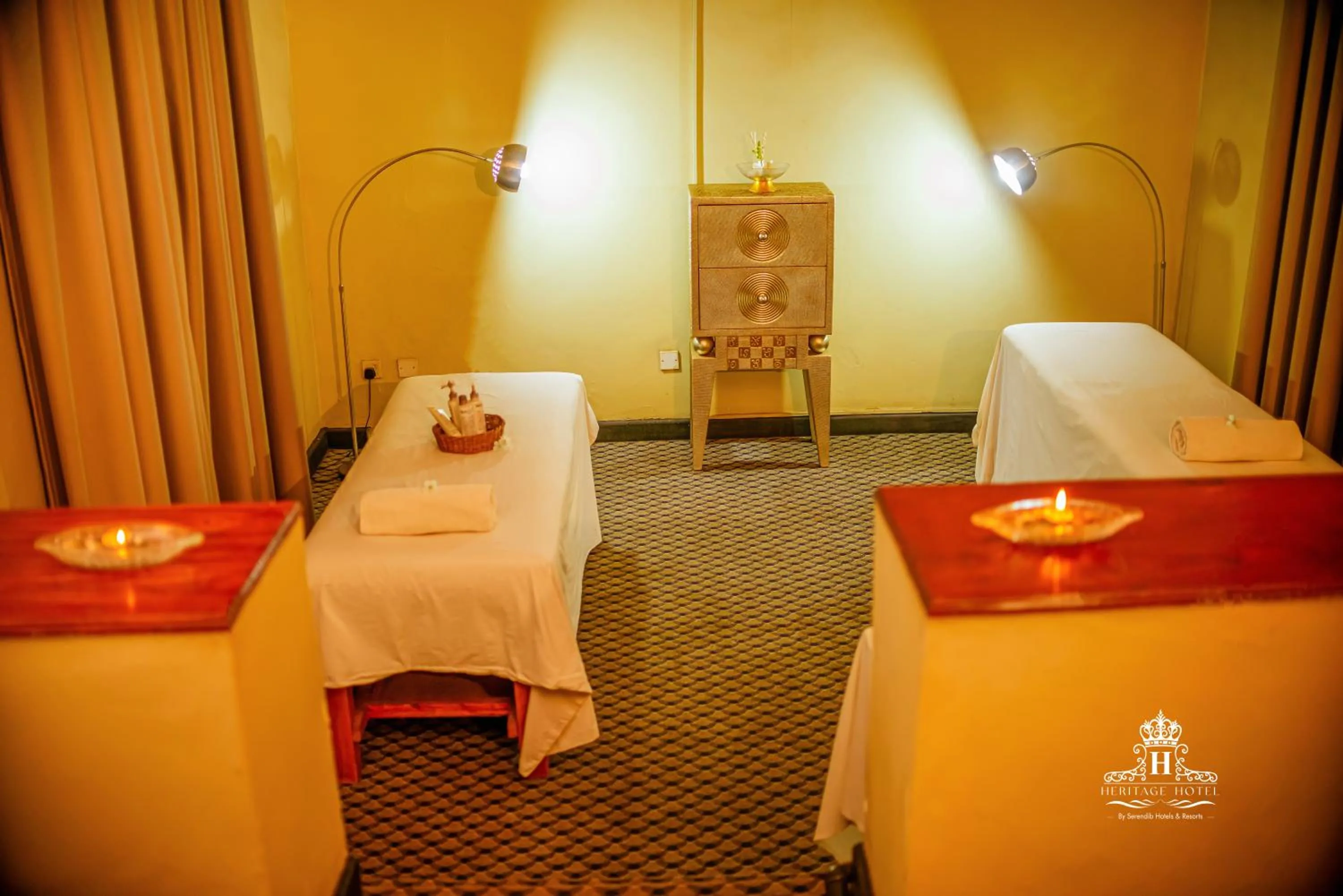 Bed in Heritage by Serendib