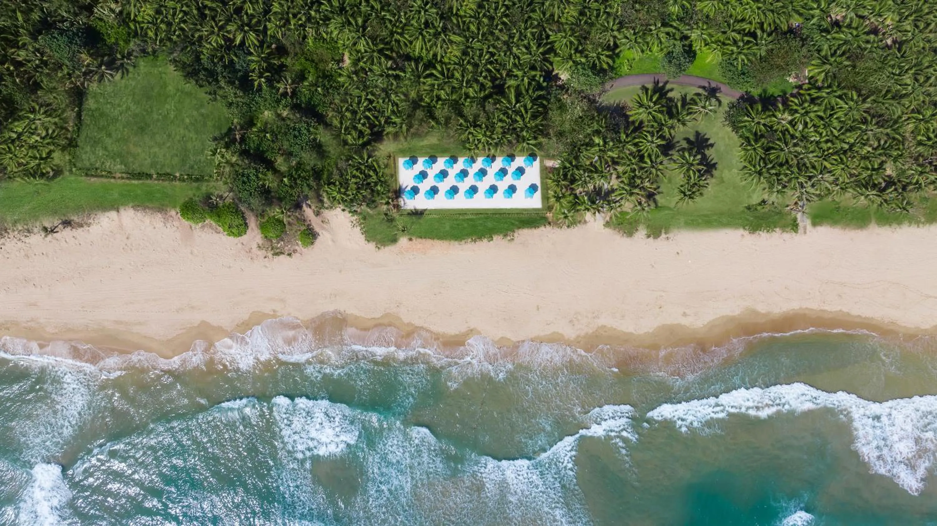 Beach in Atlantis Sanya