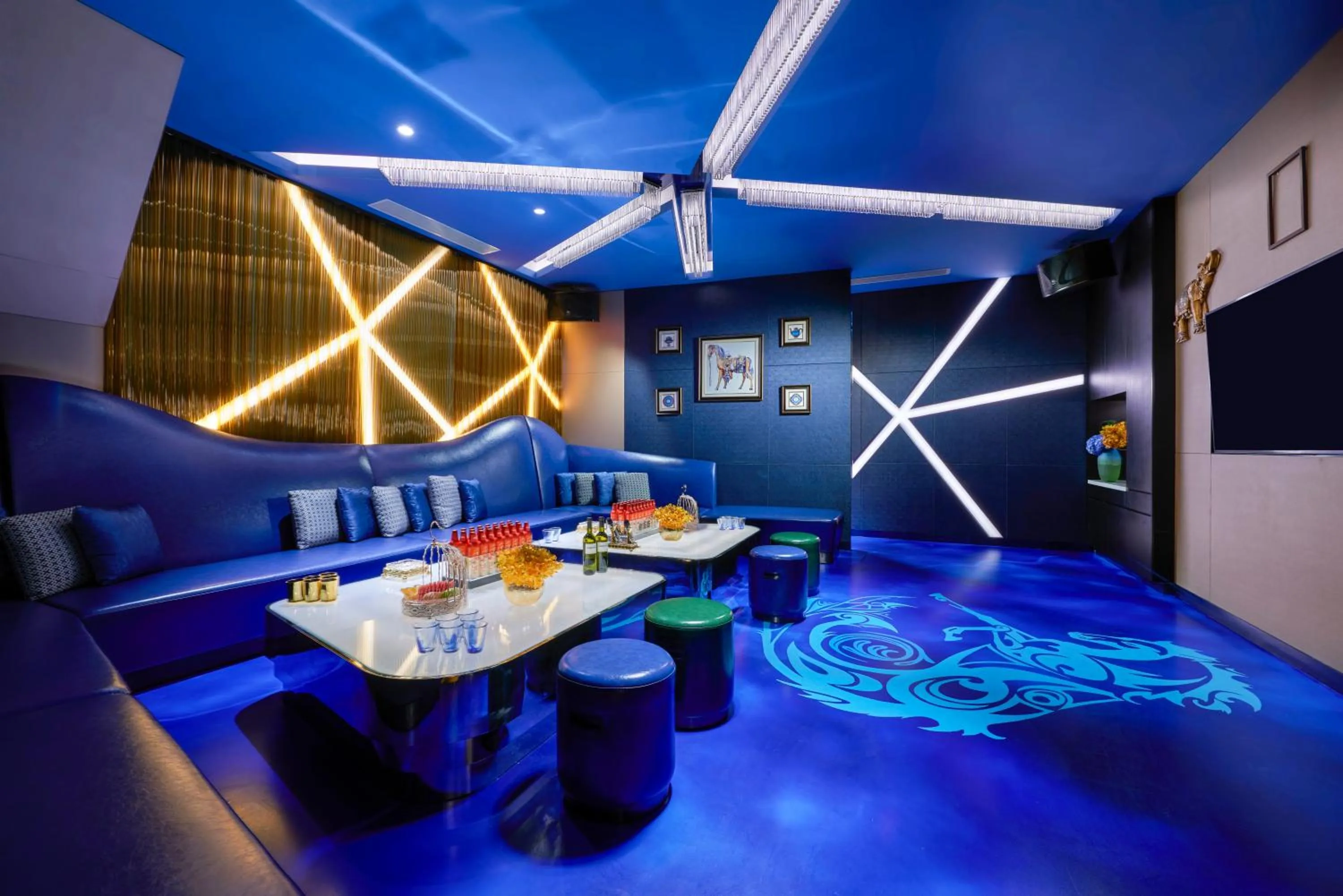 Karaoke in Atlantis Sanya