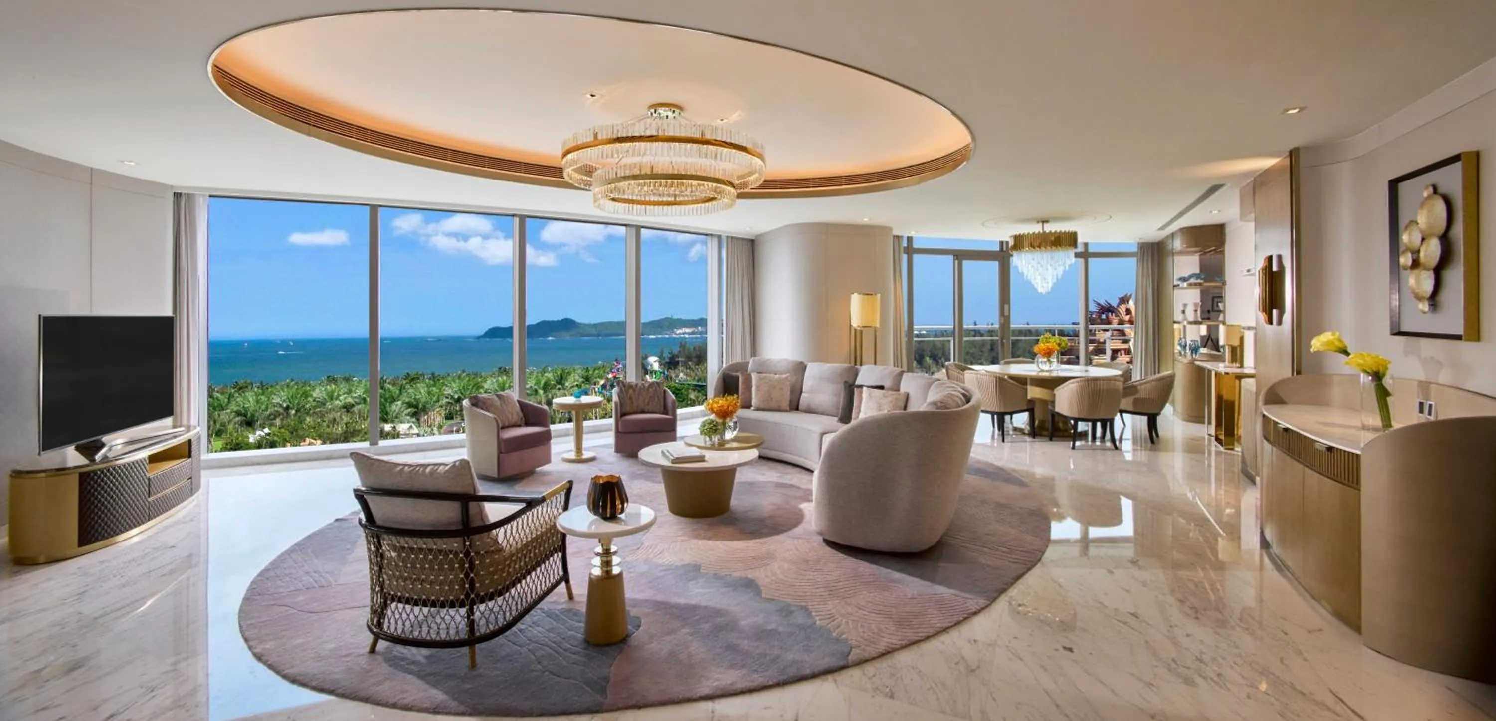 TV and multimedia in Atlantis Sanya