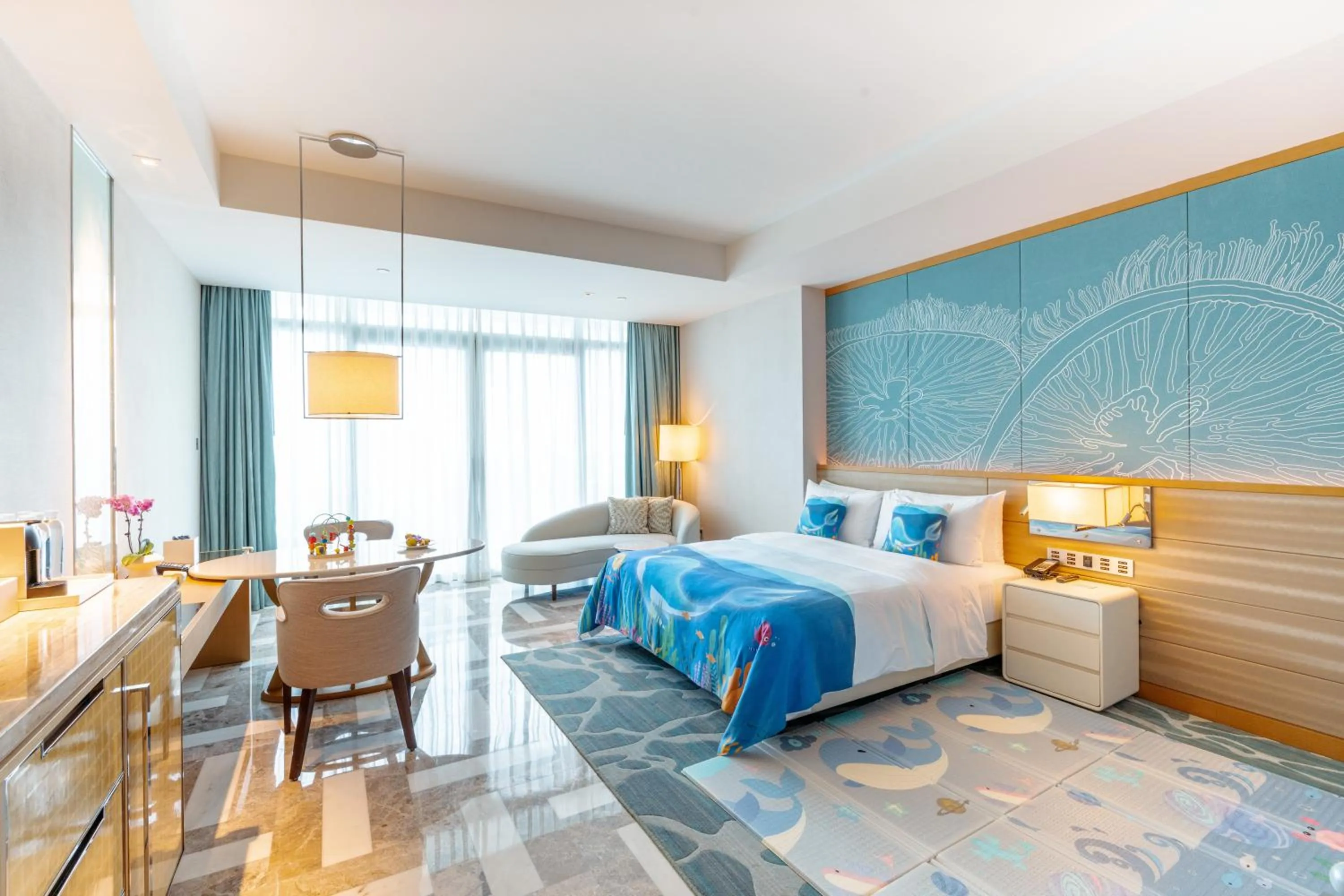 Bedroom, Bed in Atlantis Sanya