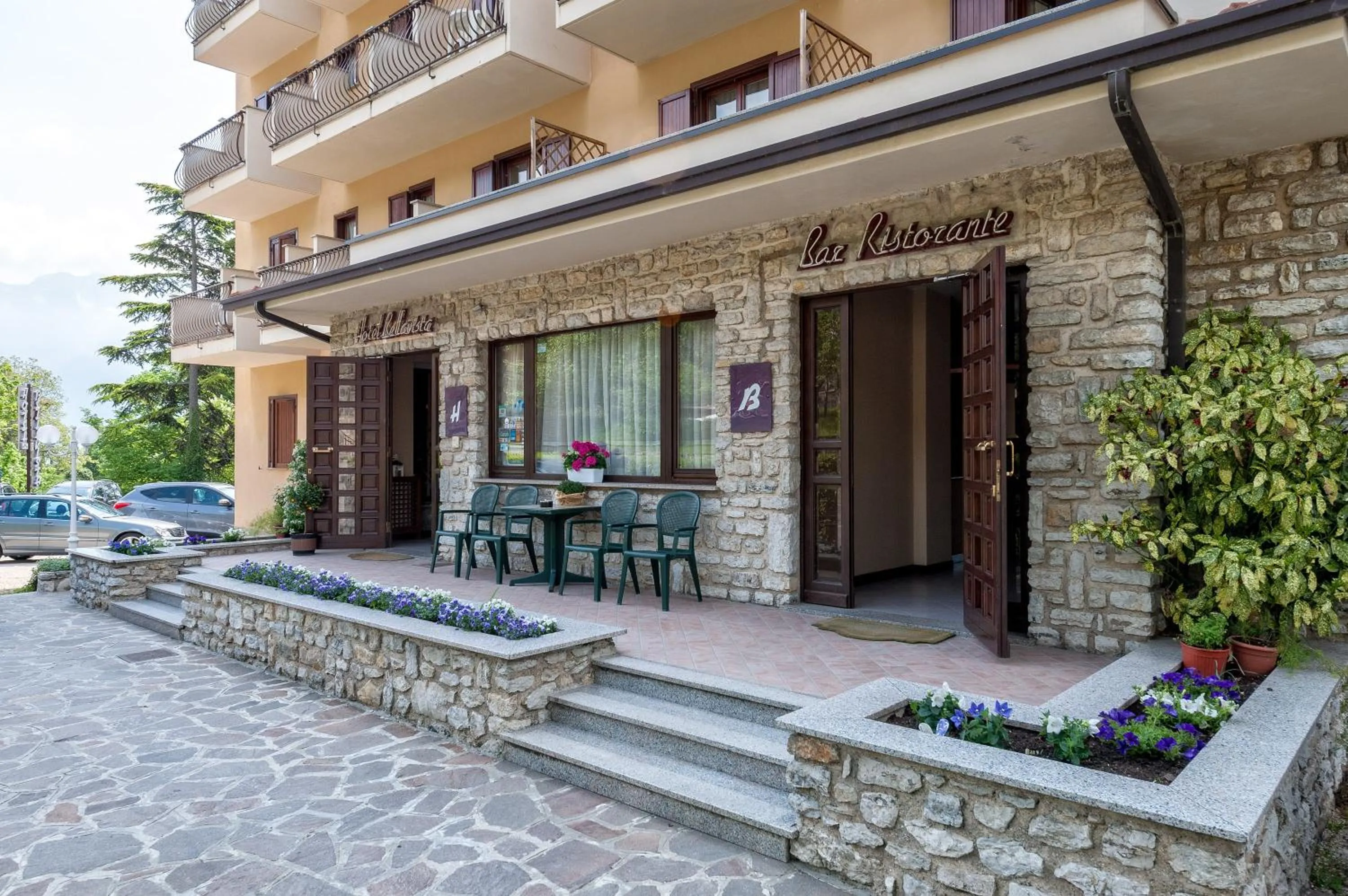 Facade/entrance in Hotel Bellavista