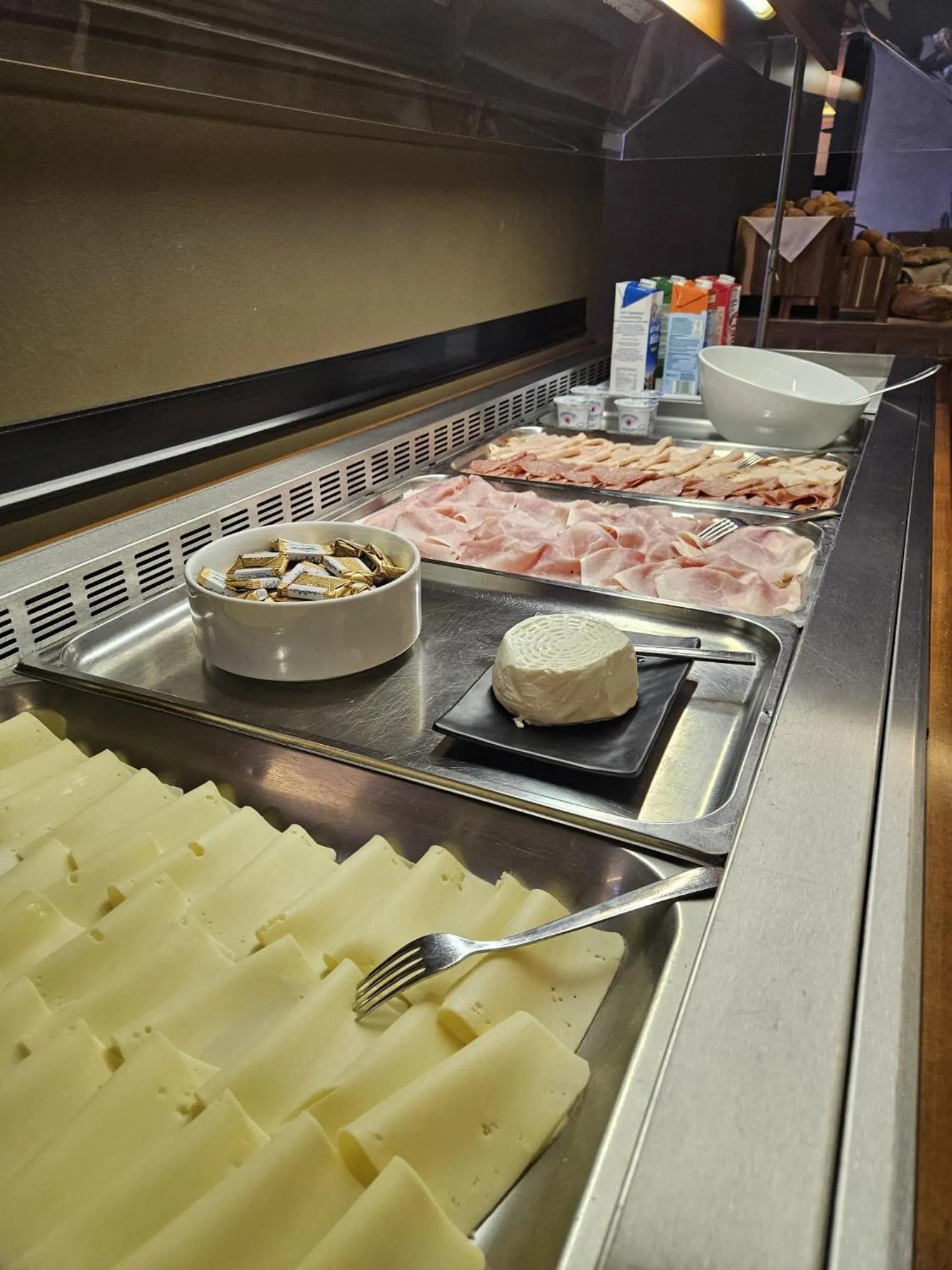 Buffet breakfast in Hotel Bellavista