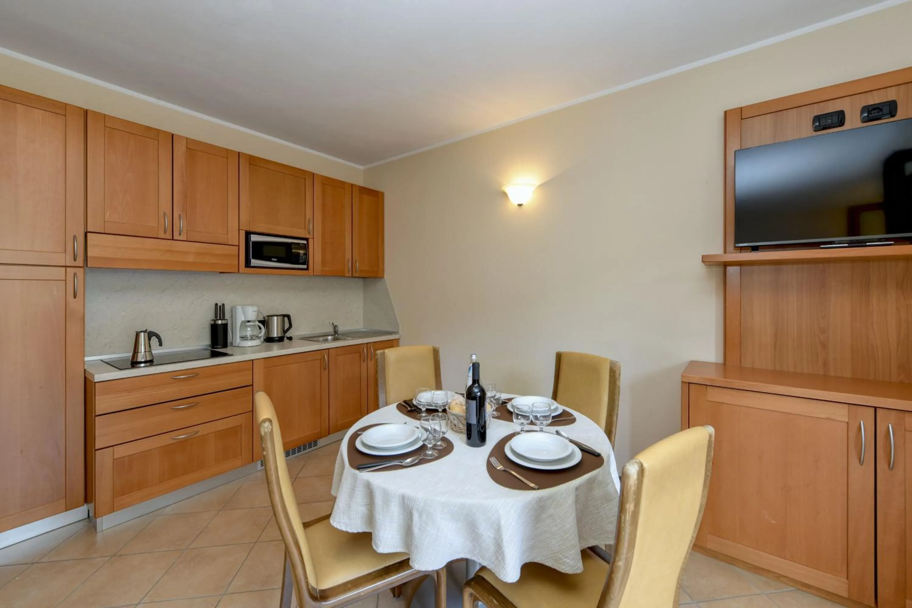 TV and multimedia in Hotel Bellavista