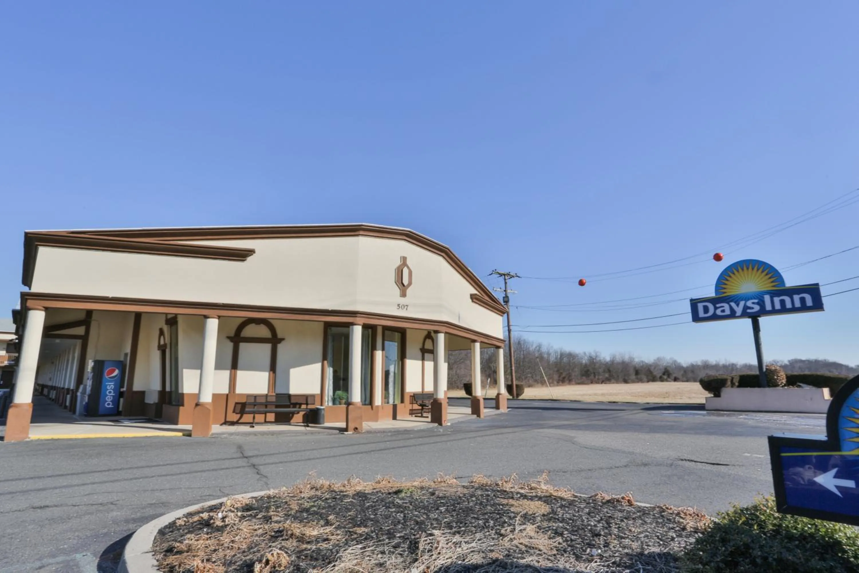 Property building in Days Inn by Wyndham Wrightstown McGuire AFB Bordentown
