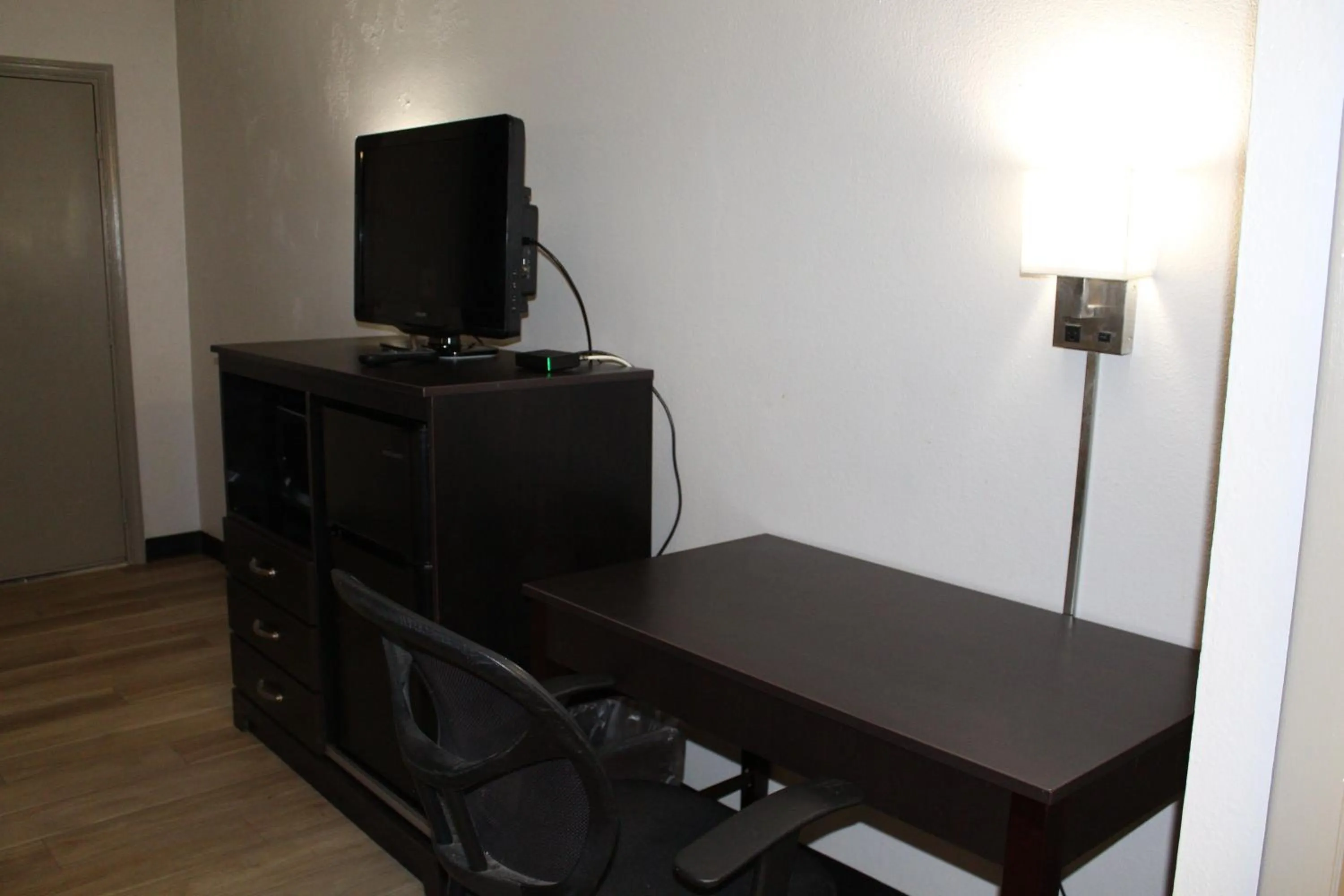 Days Inn by Wyndham Wrightstown McGuire AFB Bordentown