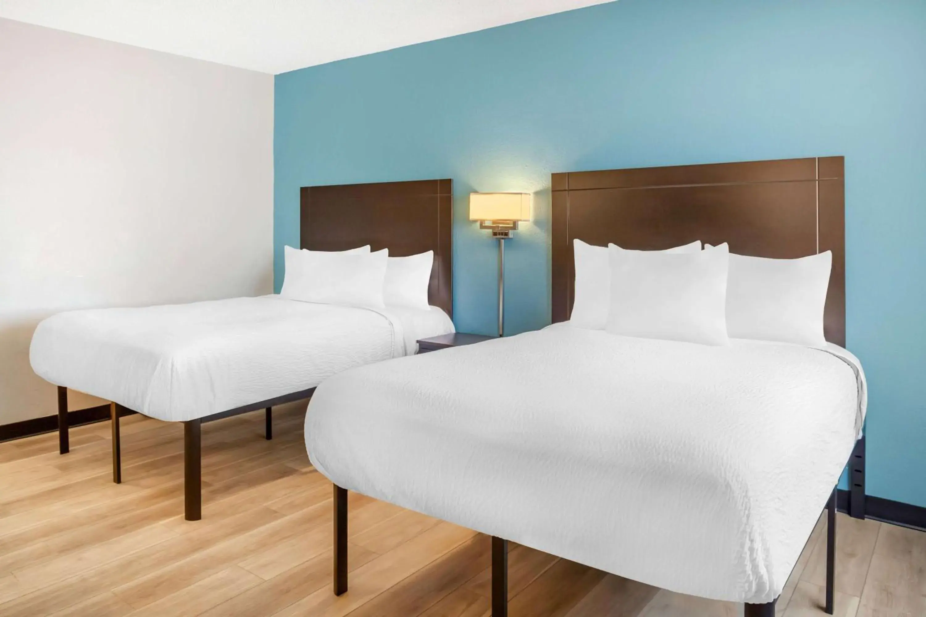 Standard King Room - Smoking in Days Inn by Wyndham Wrightstown McGuire AFB Bordentown Standard King Room - Smoking in Days Inn by Wyndham Wrightstown McGuire AFB Bordentown