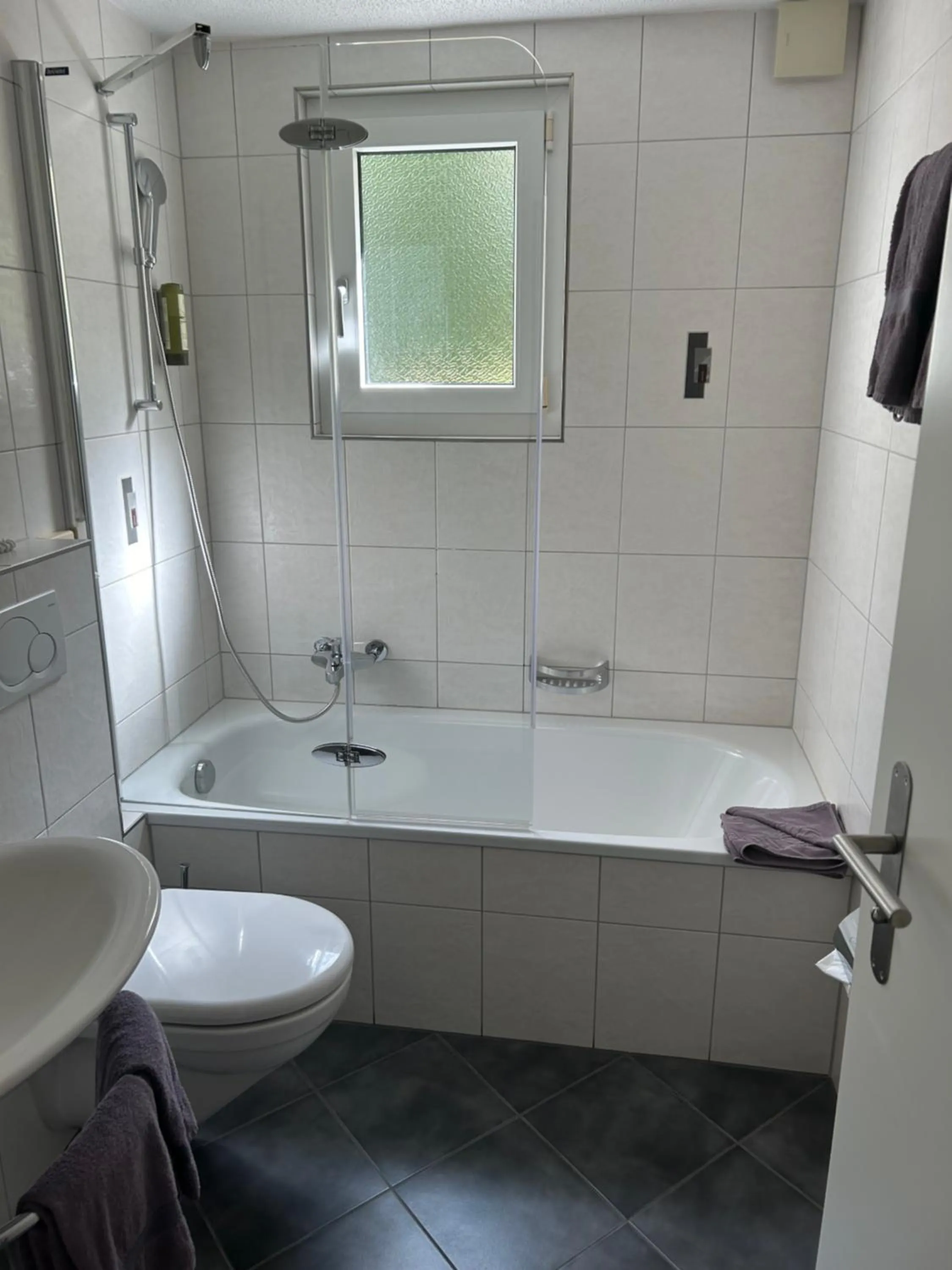 Bathroom in Hotel Adonis