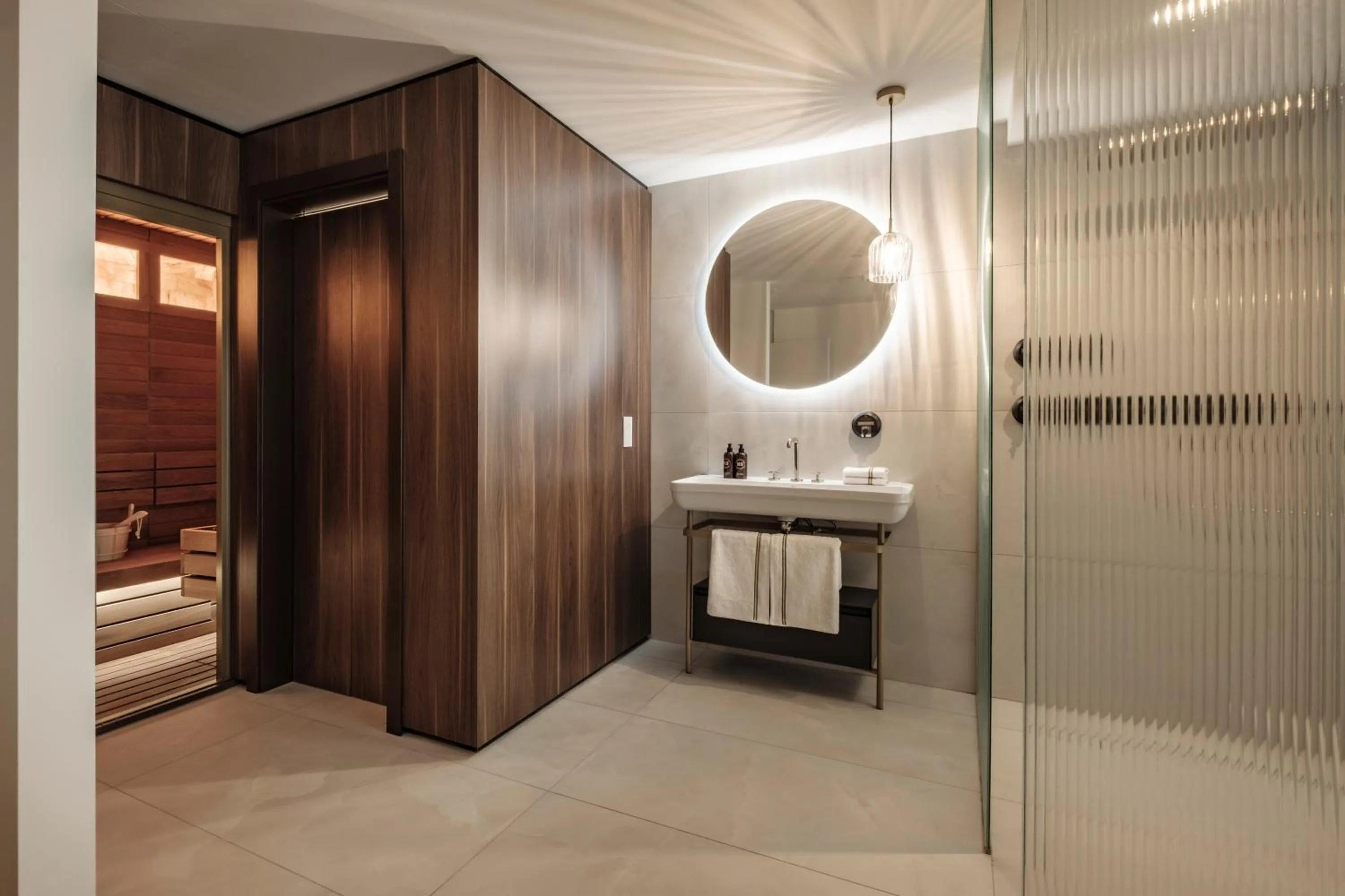 Sauna, Bed in 1926 Le Soleil Hotel & Spa