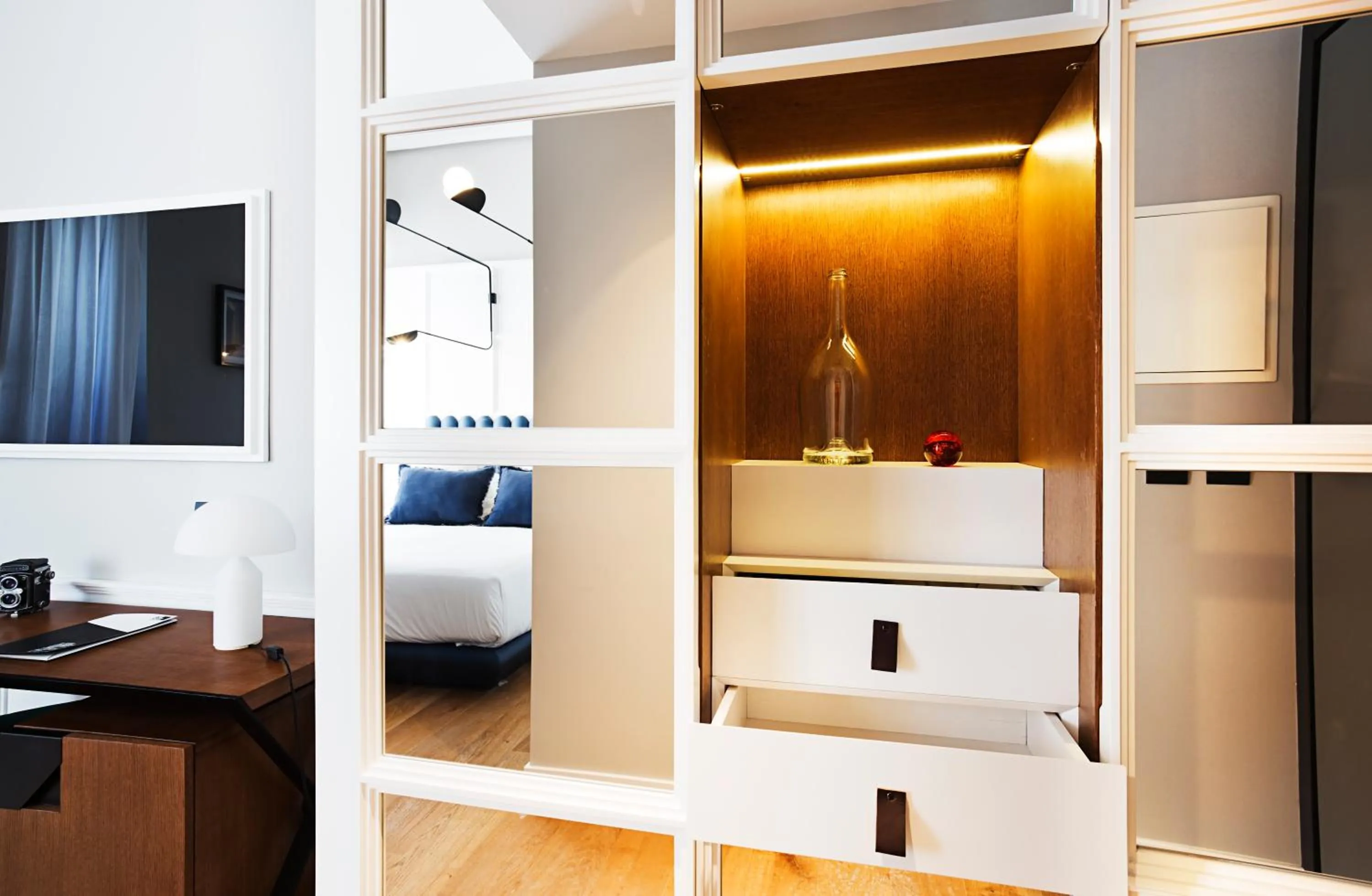 TV and multimedia, Bed in One Shot Conde Torrejón