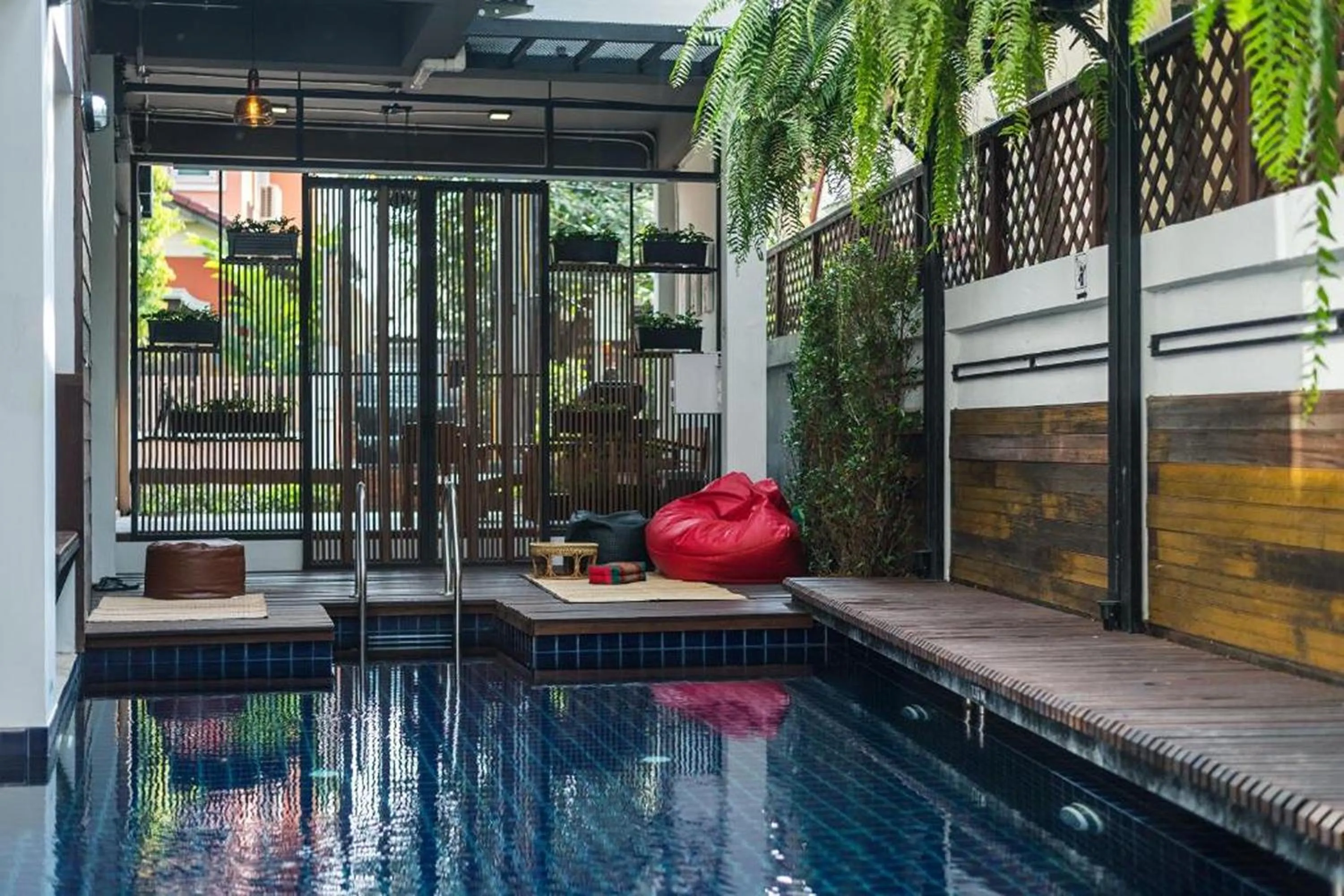 Swimming pool in 33 Poshtel