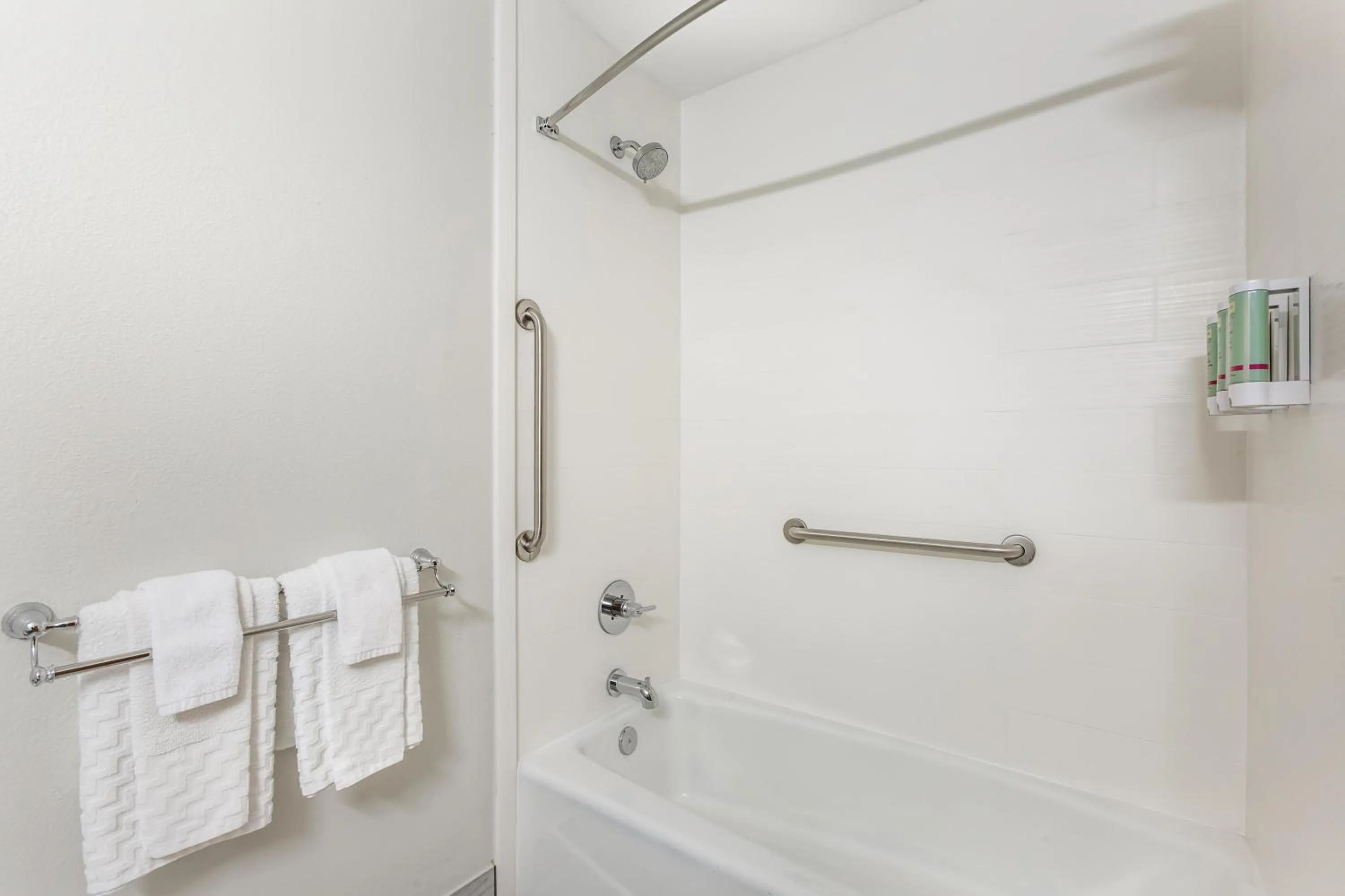 Bathroom in Best Western Gold Poppy Inn