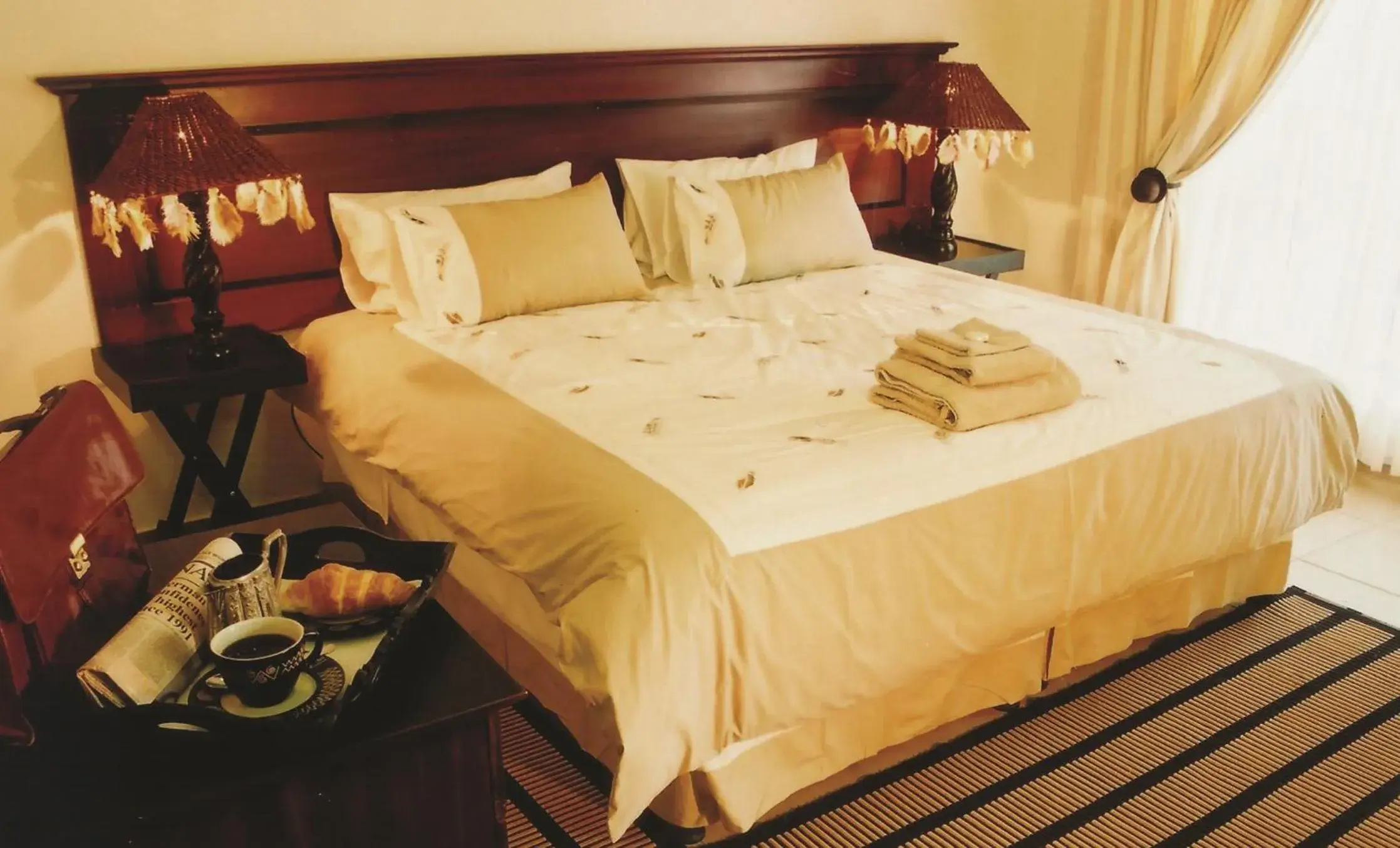 Standard Double or Twin Room in Falling Feather Inn Standard Double or Twin Room in Falling Feather Inn