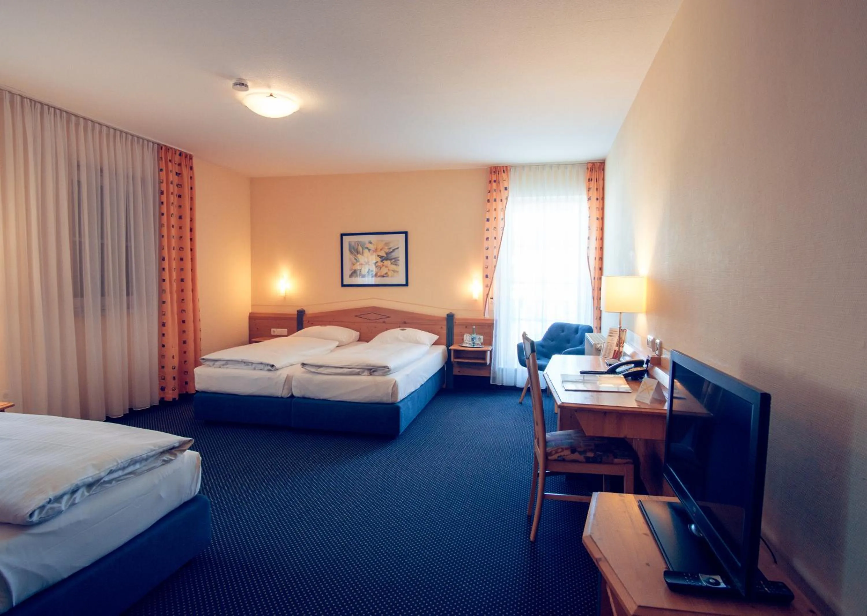 Photo of the whole room, Bed in Hotel Waldeck Garni