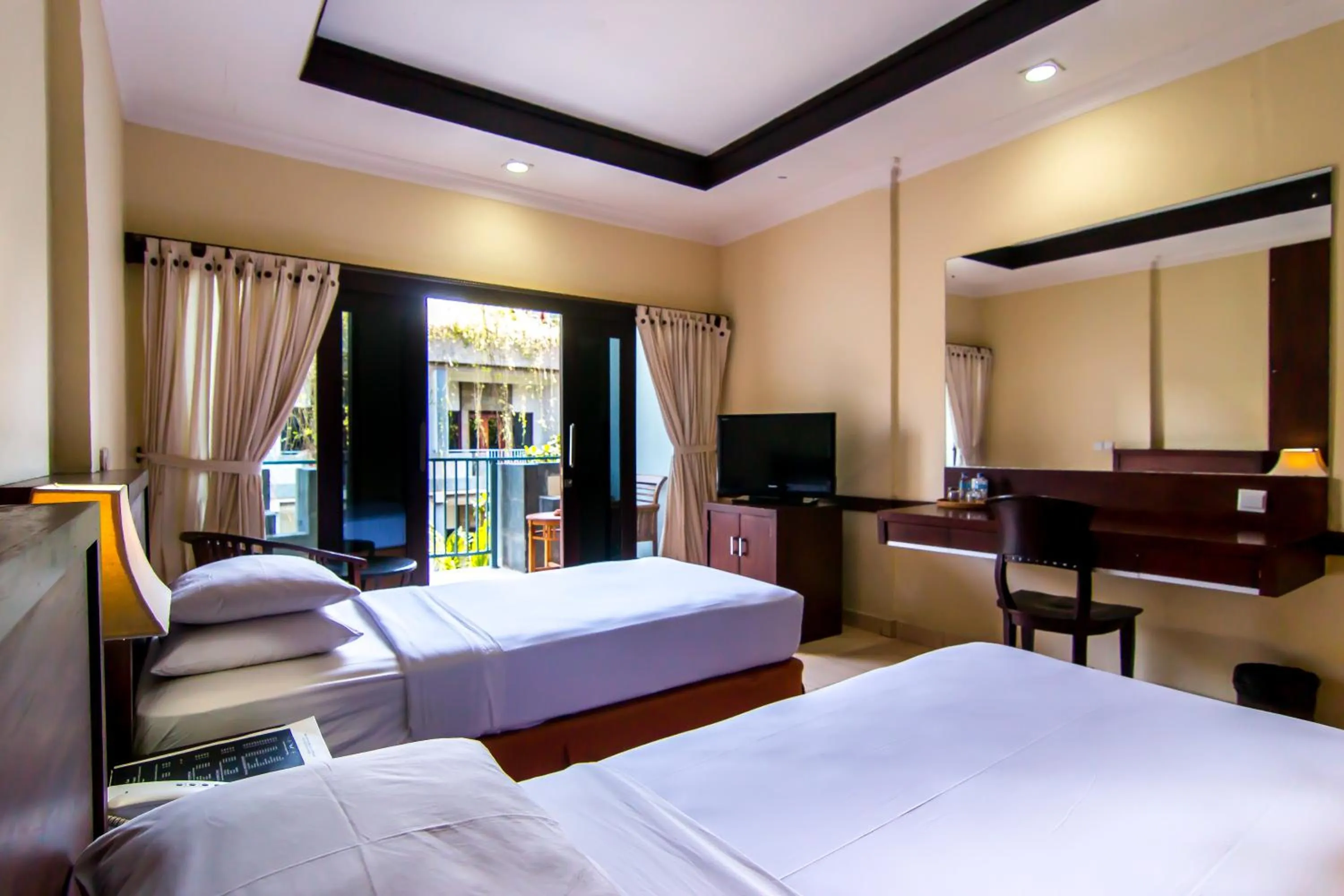 Special Offer - Two Deluxe Double or Twin Rooms in Champlung Mas Hotel Legian