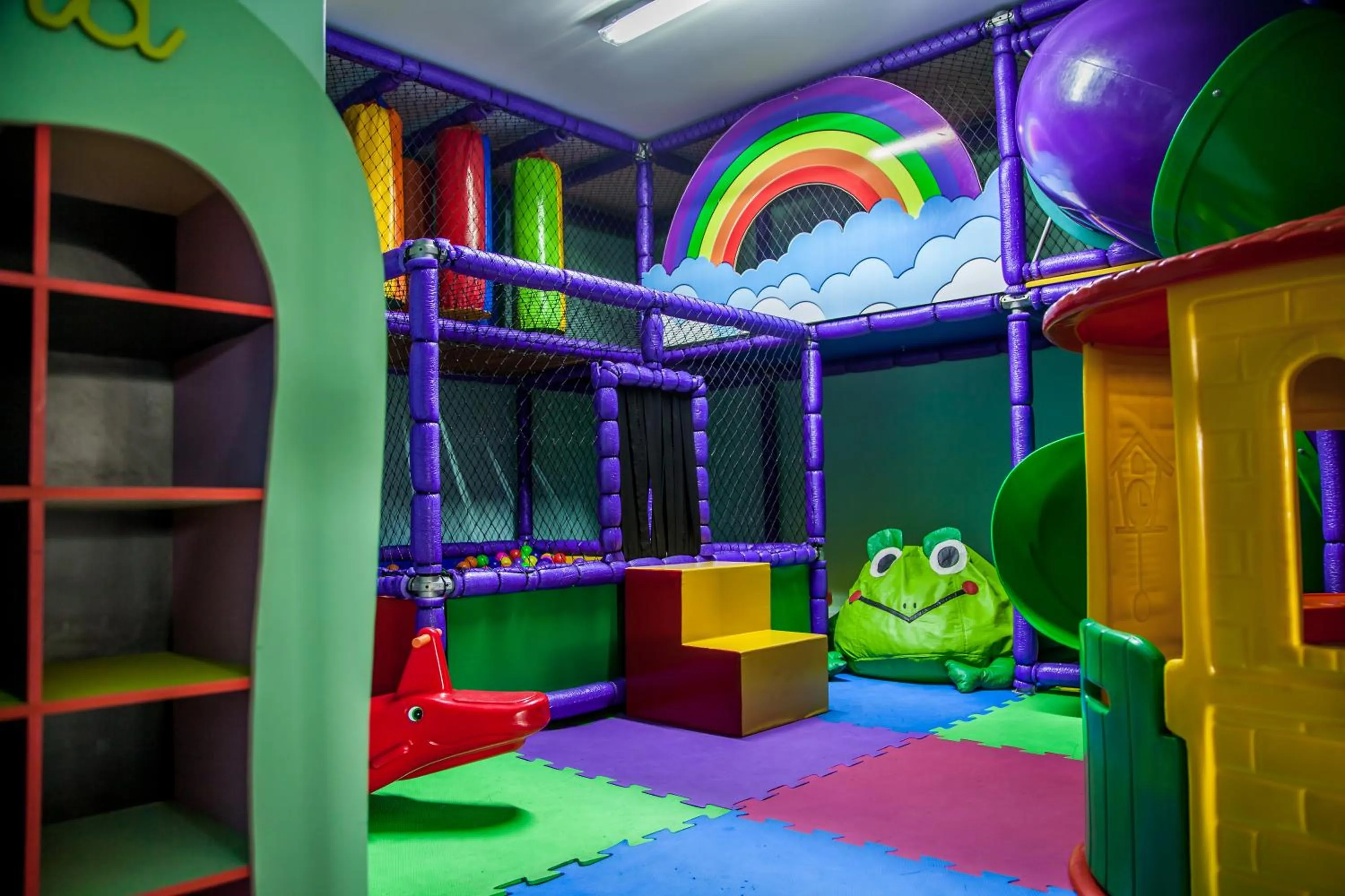 Children play ground in Strand Hotel Guarujá Frente Mar