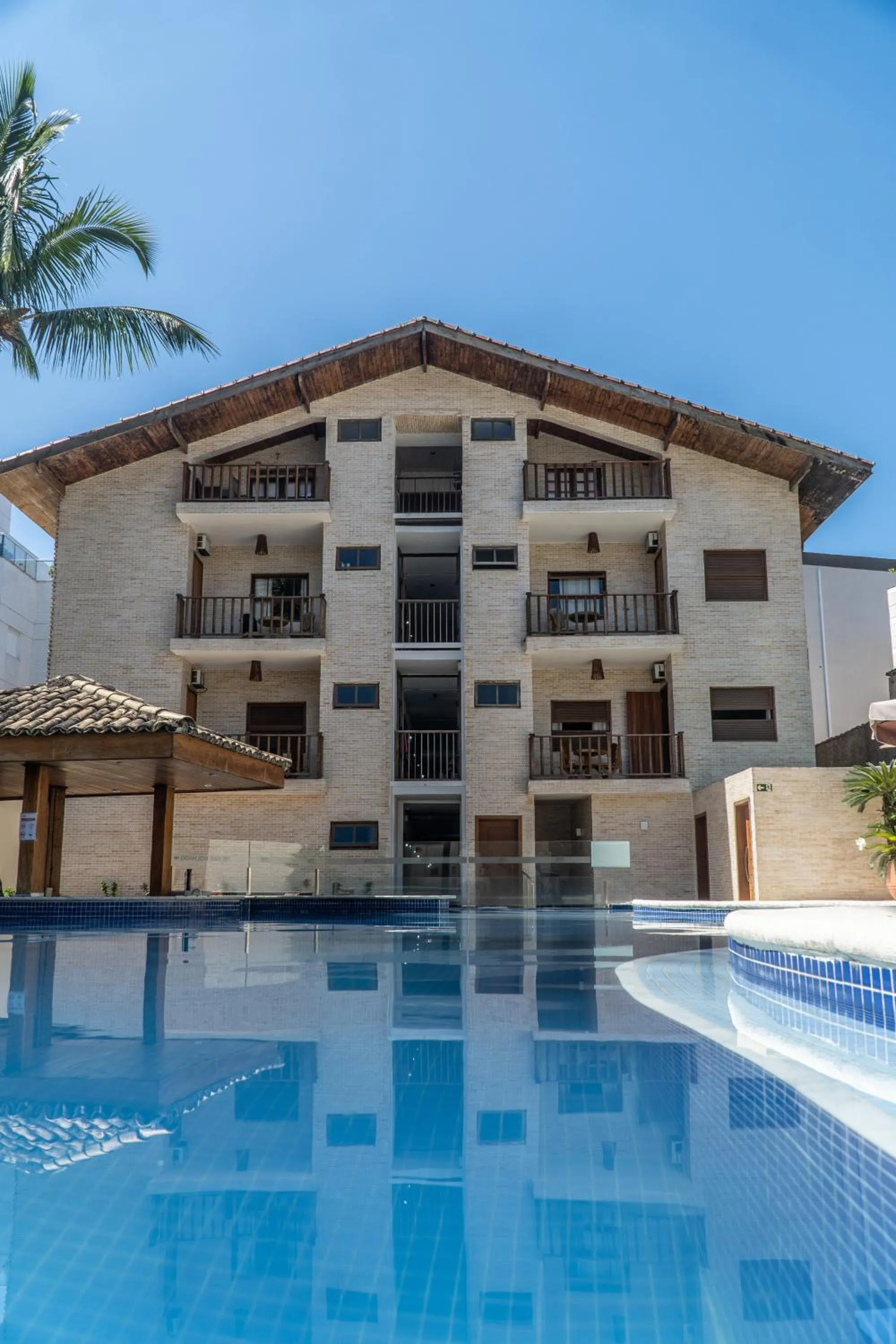 Property building in Strand Hotel Guarujá Frente Mar