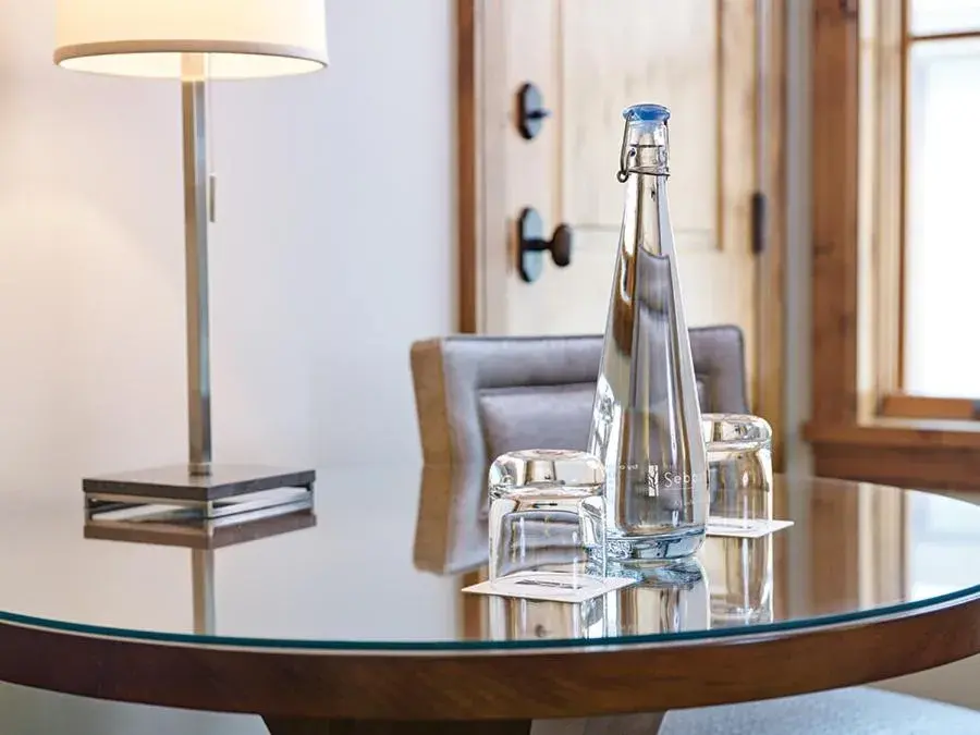 Standard Twin Room in The Sebastian - Vail Standard Twin Room in The Sebastian - Vail