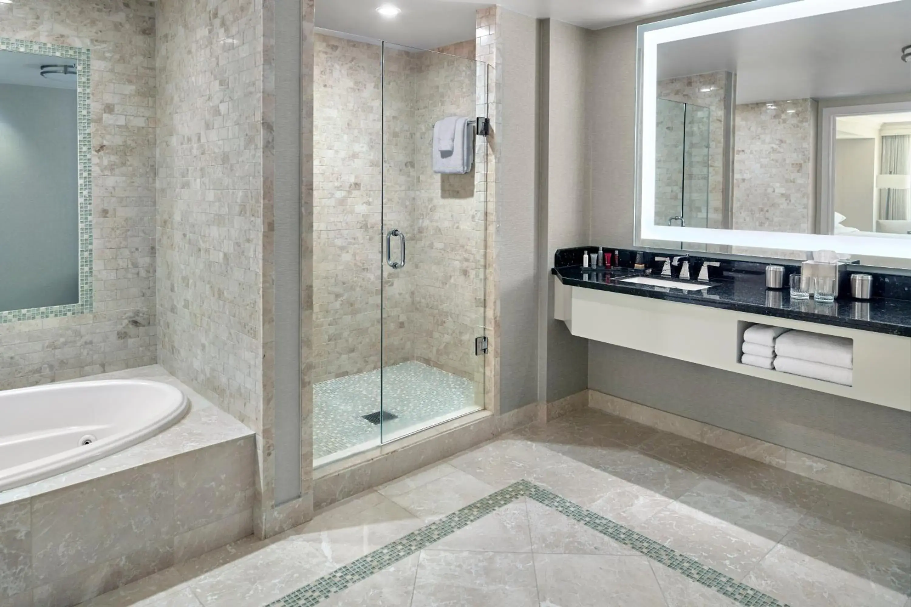 1 Bedroom Suite, 1 King in Atlanta Airport Marriott Gateway 1 Bedroom Suite, 1 King in Atlanta Airport Marriott Gateway