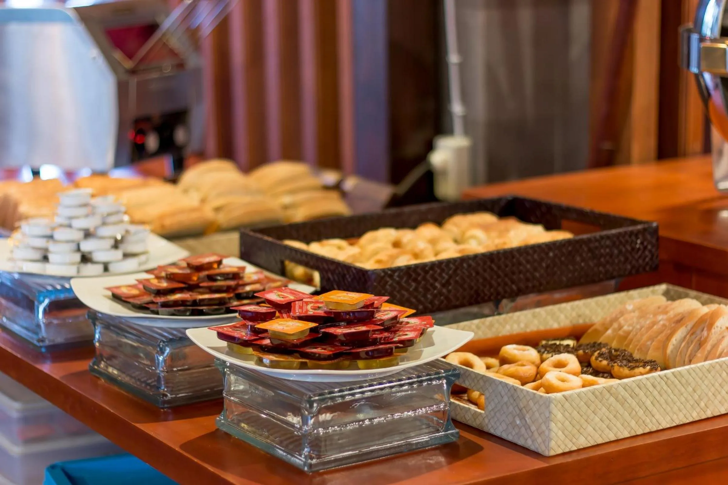 Buffet breakfast in Champlung Sari Hotel and Spa Ubud