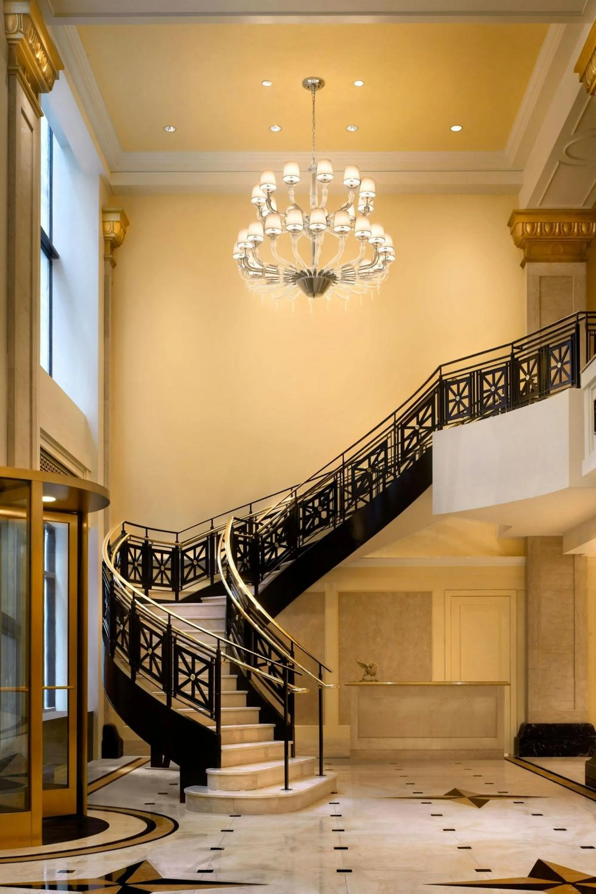 Lobby or reception in JW Marriott Chicago