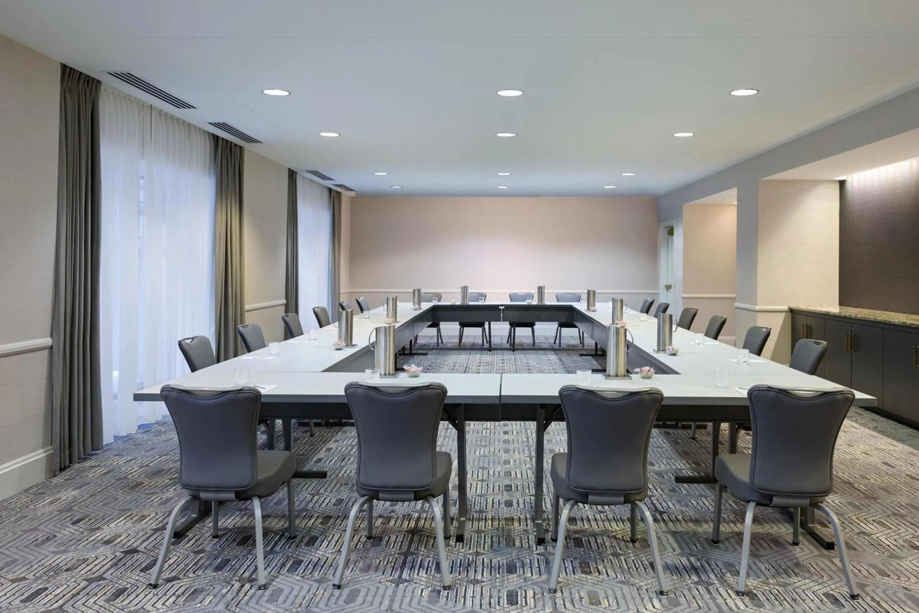 Meeting/conference room in JW Marriott Chicago