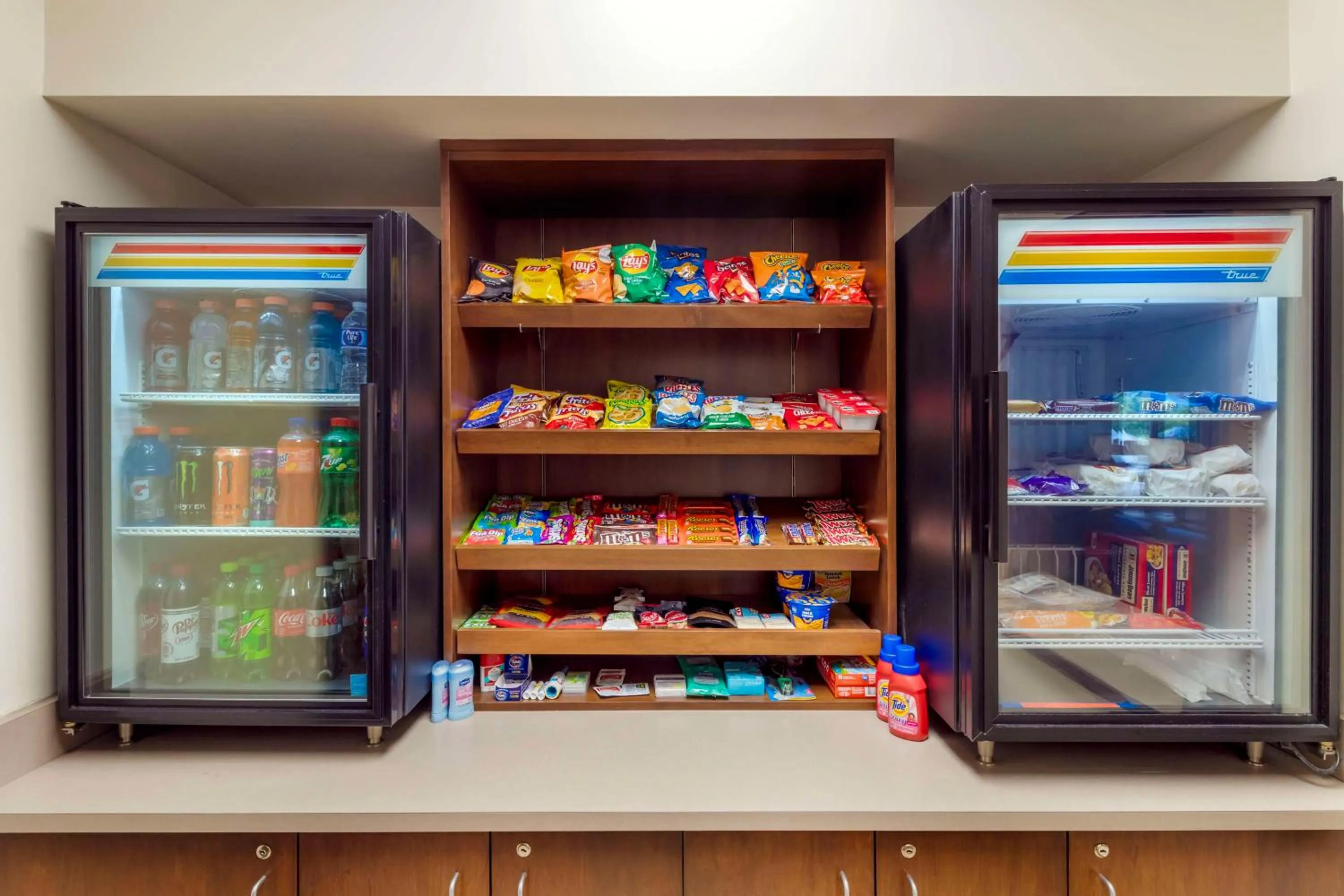 Food and drinks in Best Western Plus St. Paul North/Shoreview