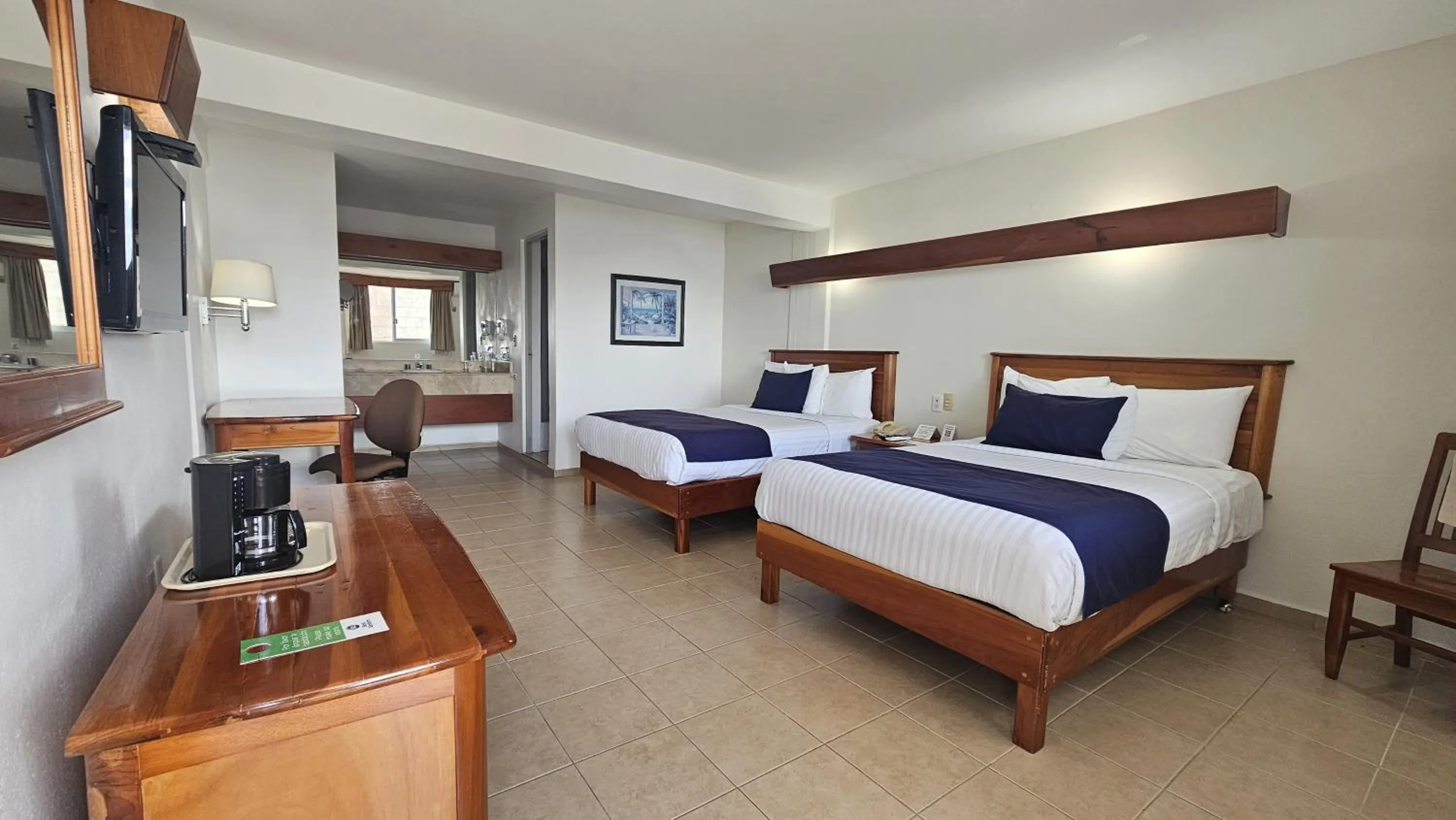 Bedroom, Bed in Best Western Riviera Tuxpan