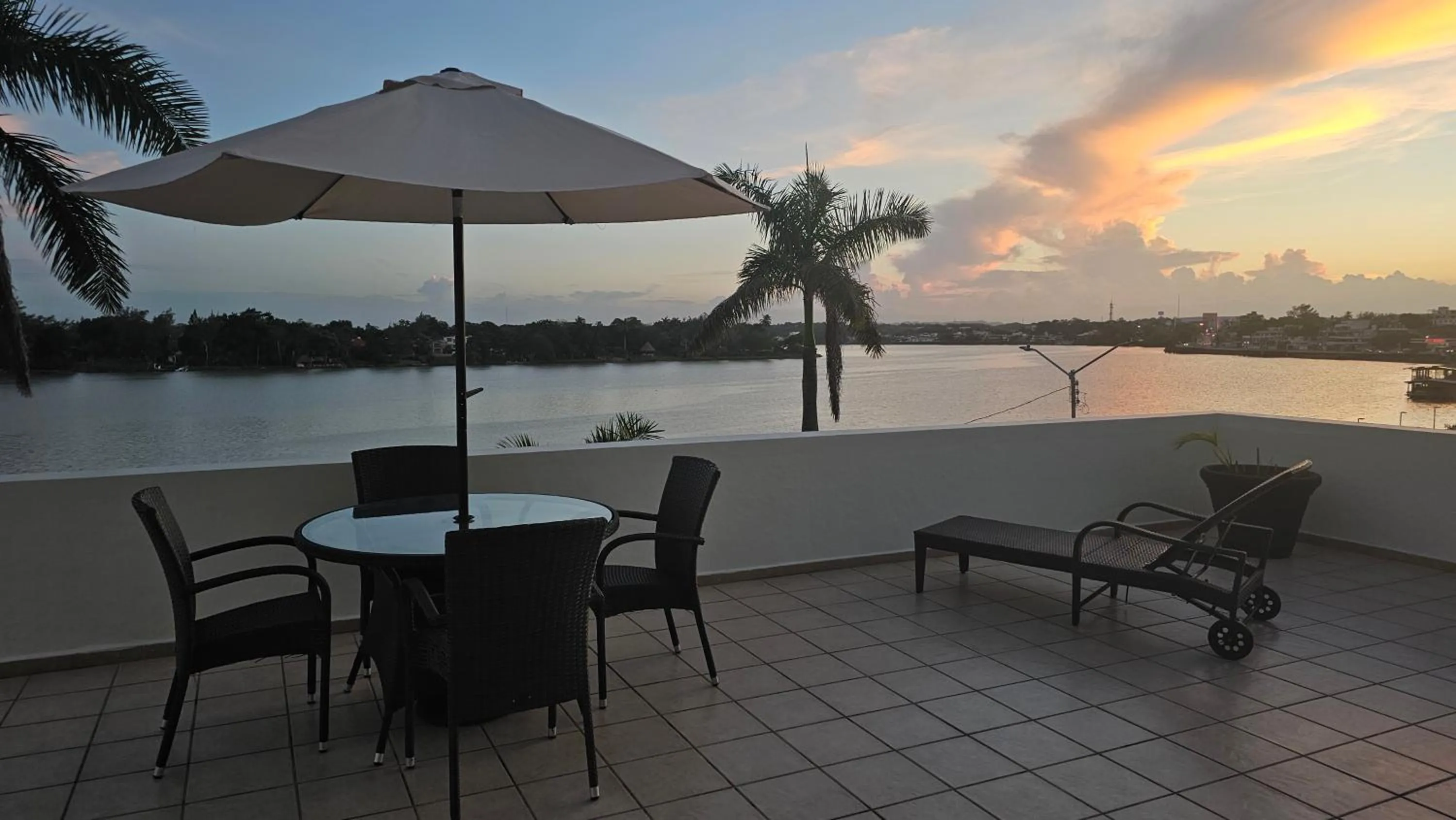 Balcony/Terrace in Best Western Riviera Tuxpan