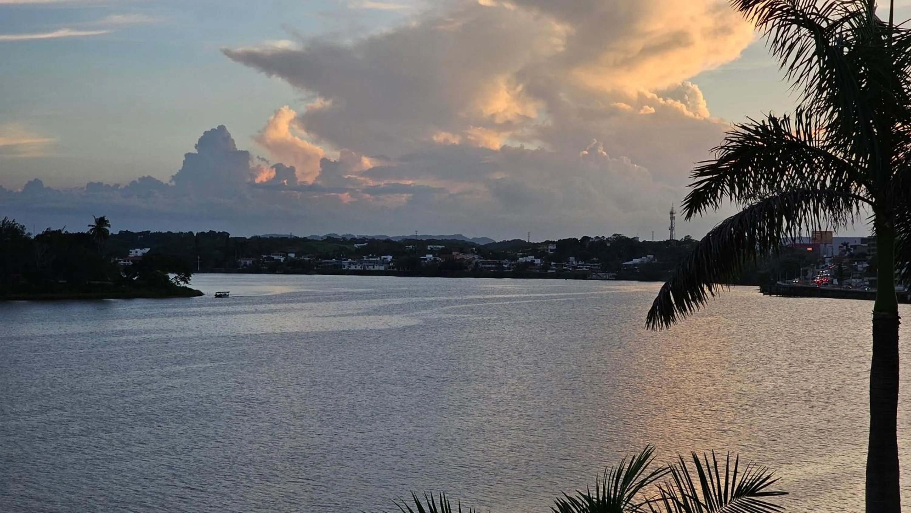 River view in Best Western Riviera Tuxpan