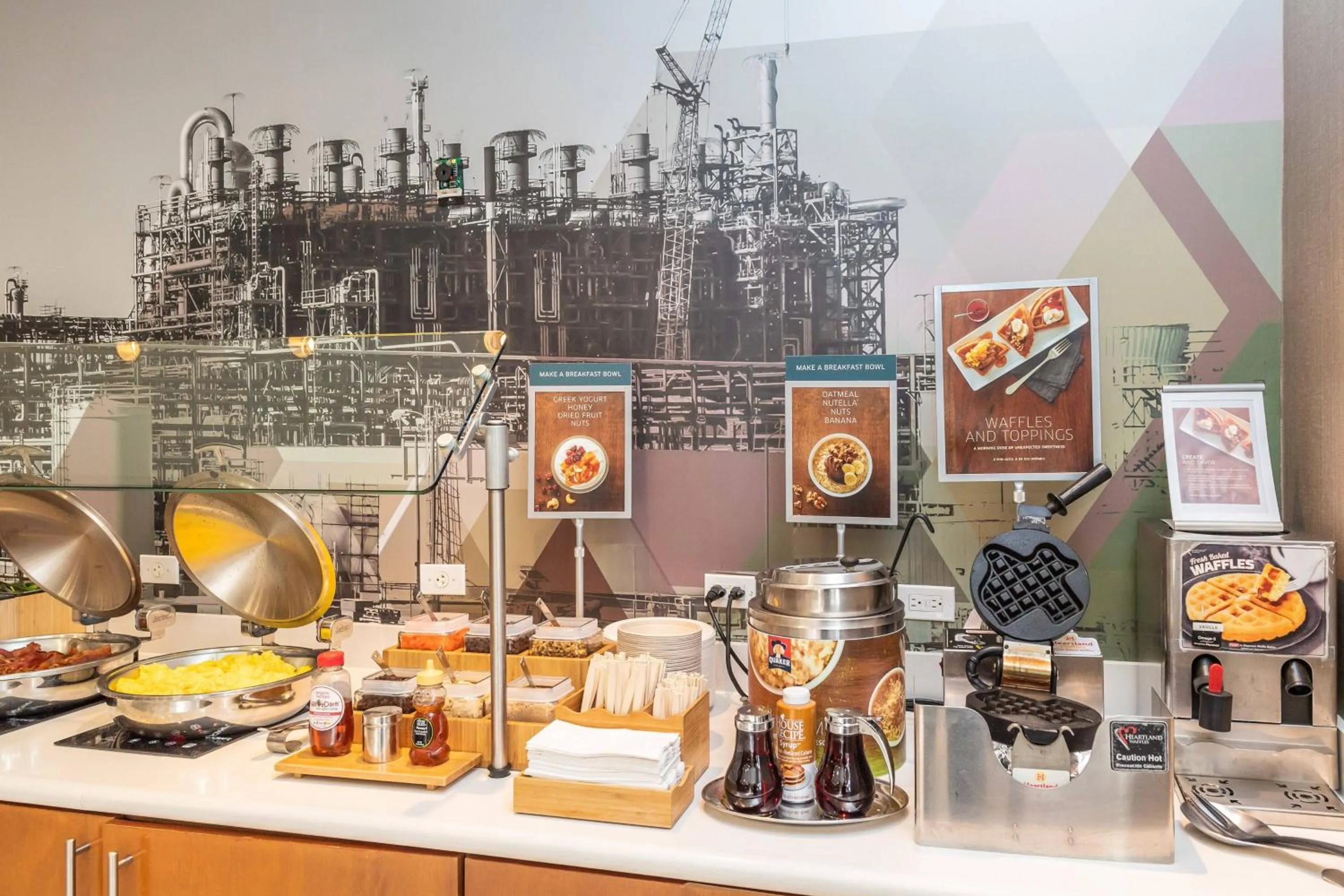 Breakfast in SpringHill Suites by Marriott Houston Baytown