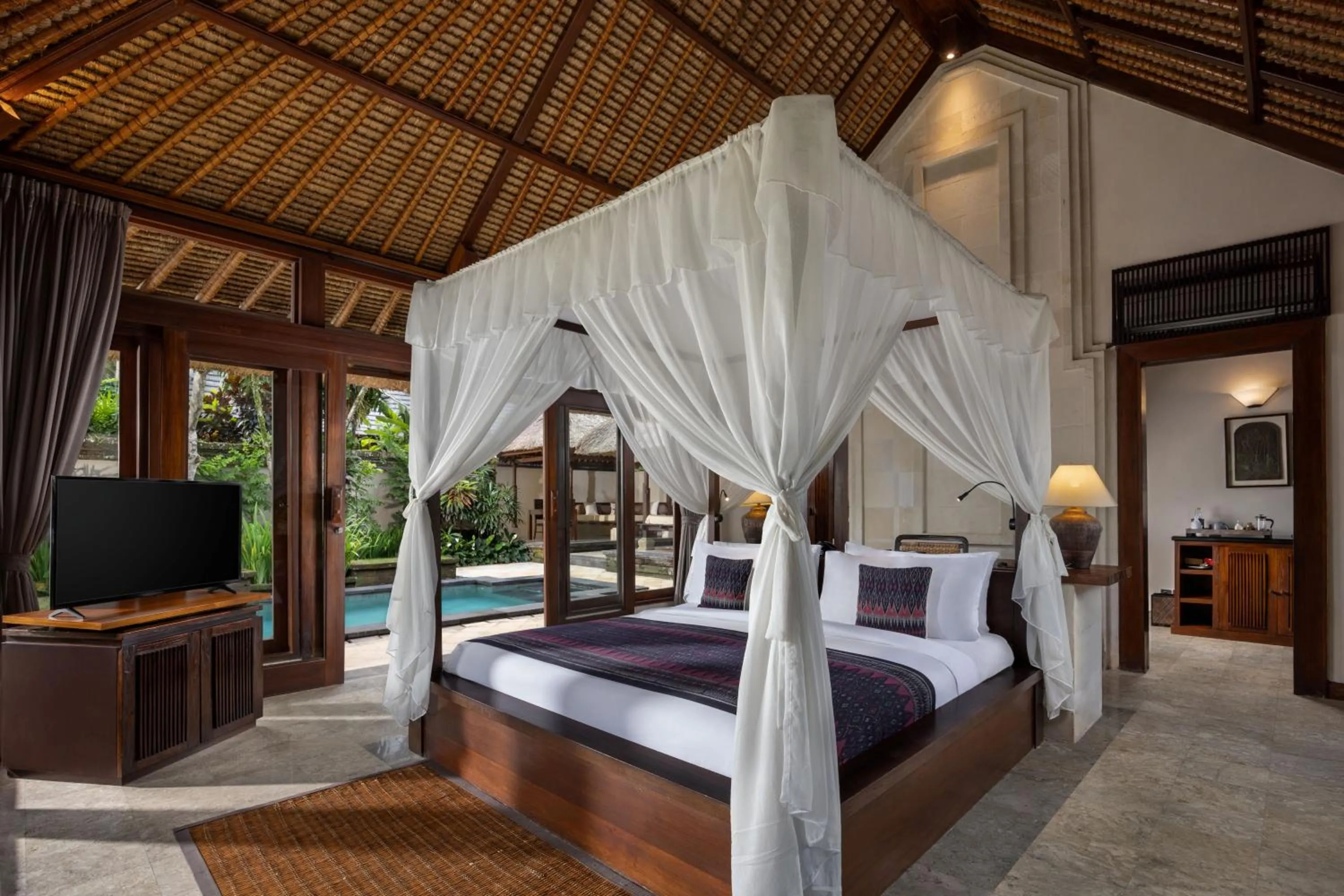 Bed in The Ubud Village Resort & Spa