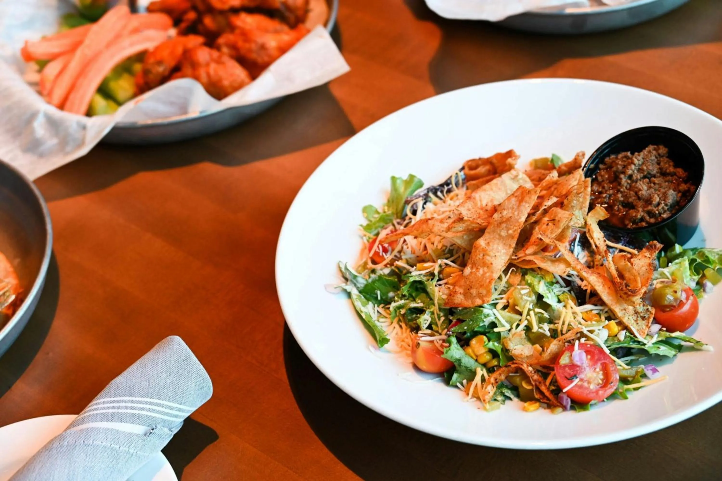 Restaurant/places to eat in JW Marriott Indianapolis