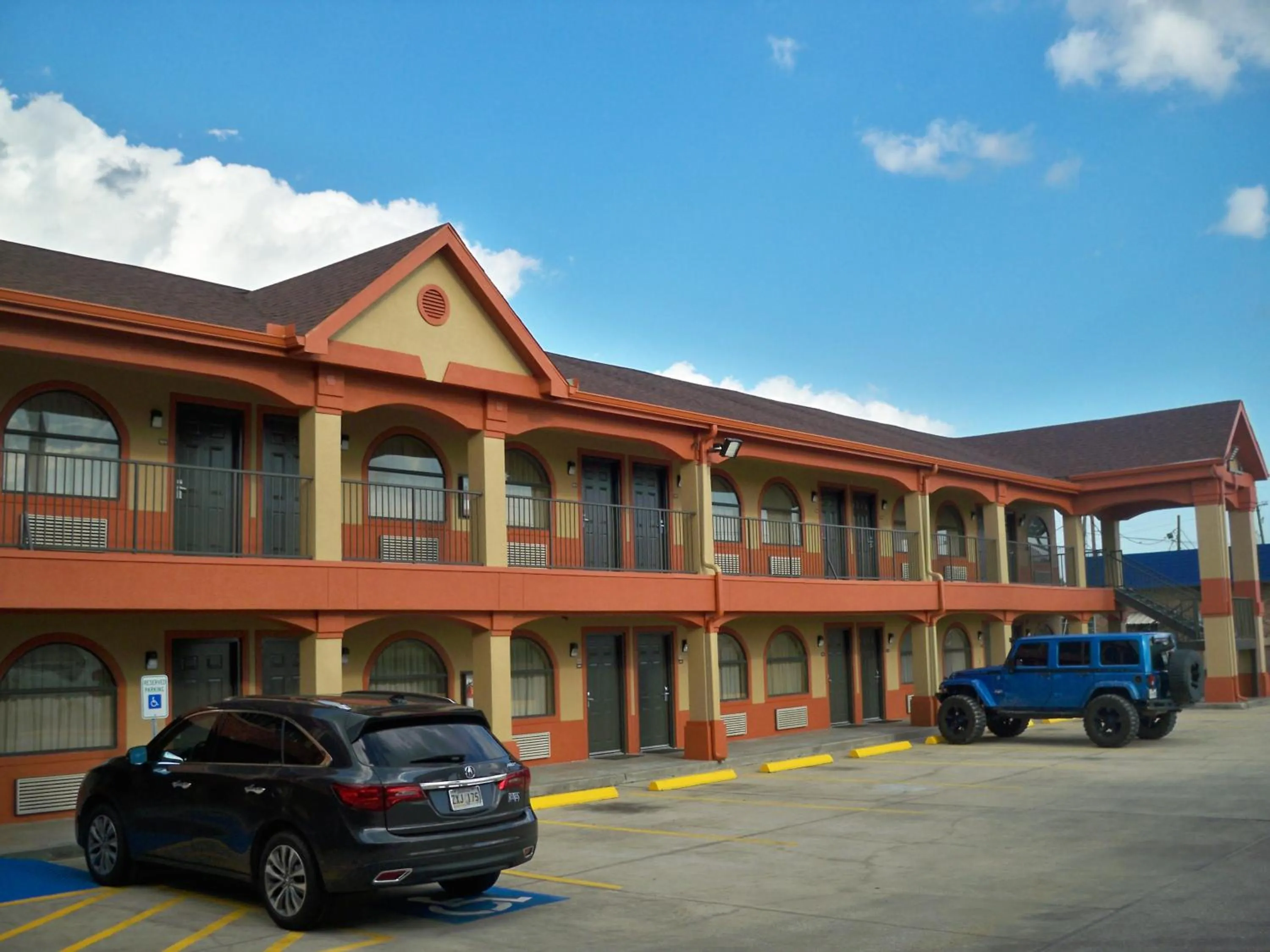 Property building in Scottish Inn and Suites Beaumont