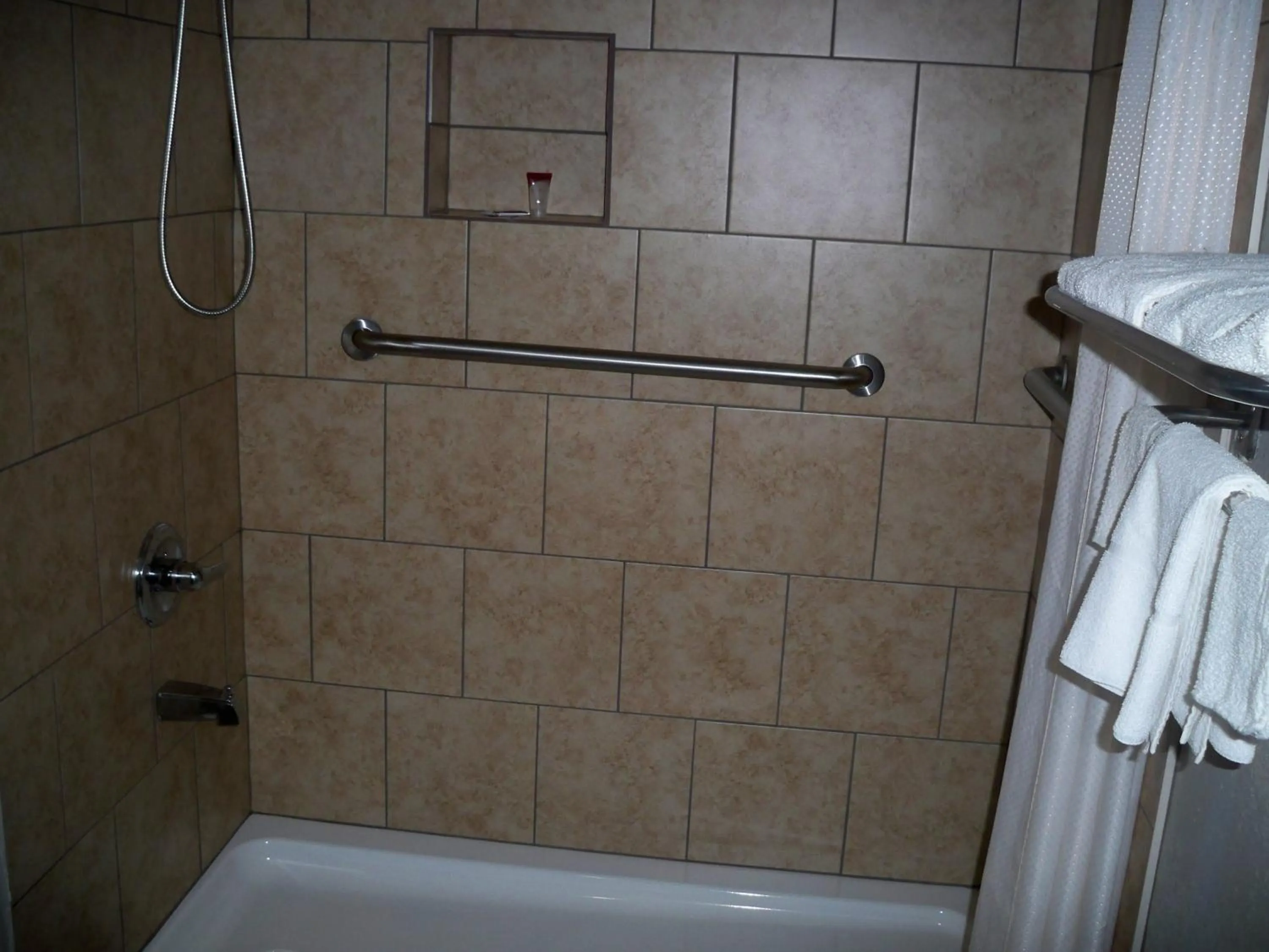 Bathroom in Scottish Inn and Suites Beaumont