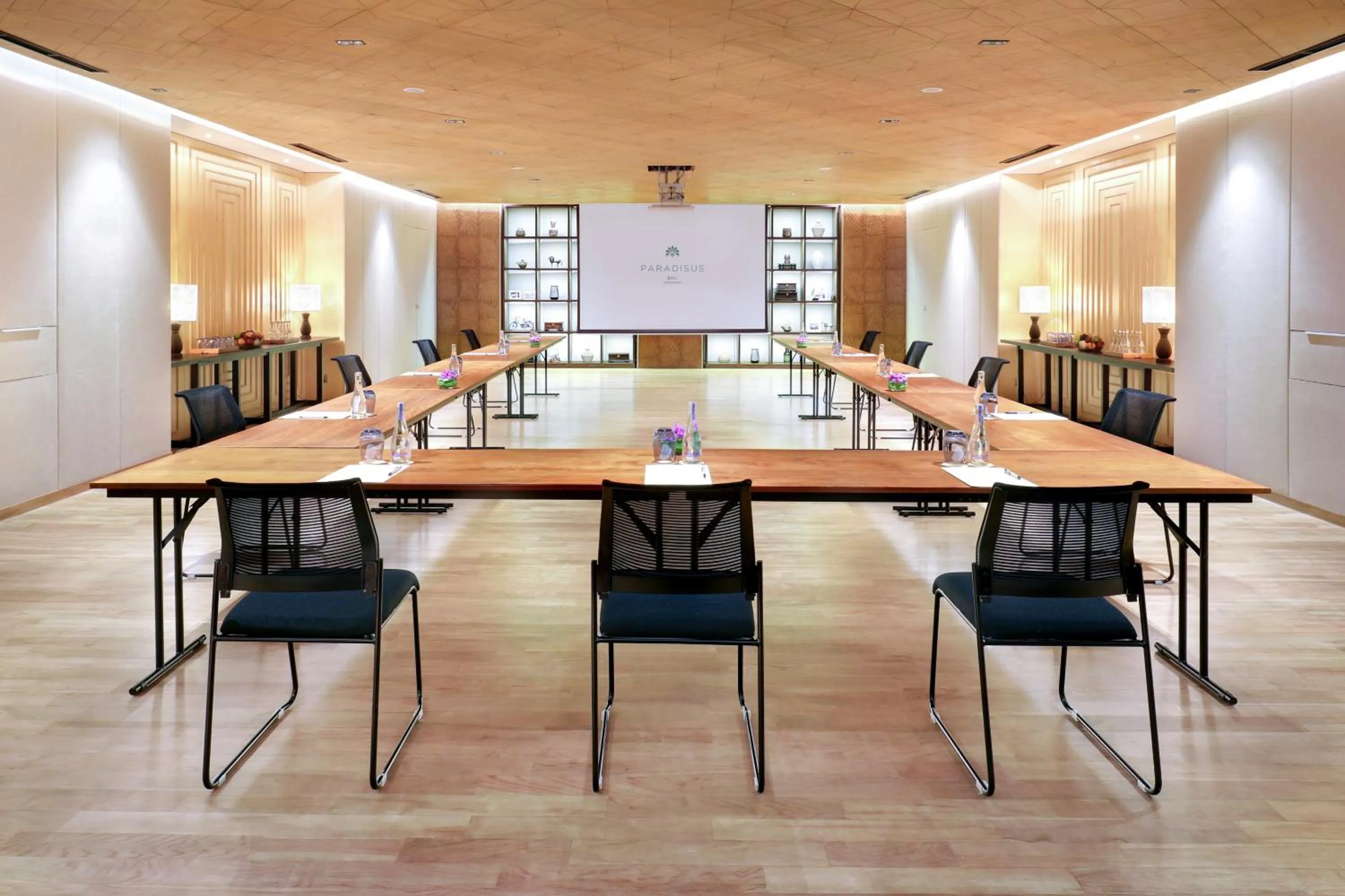 Seating area in Paradisus by Meliá Bali