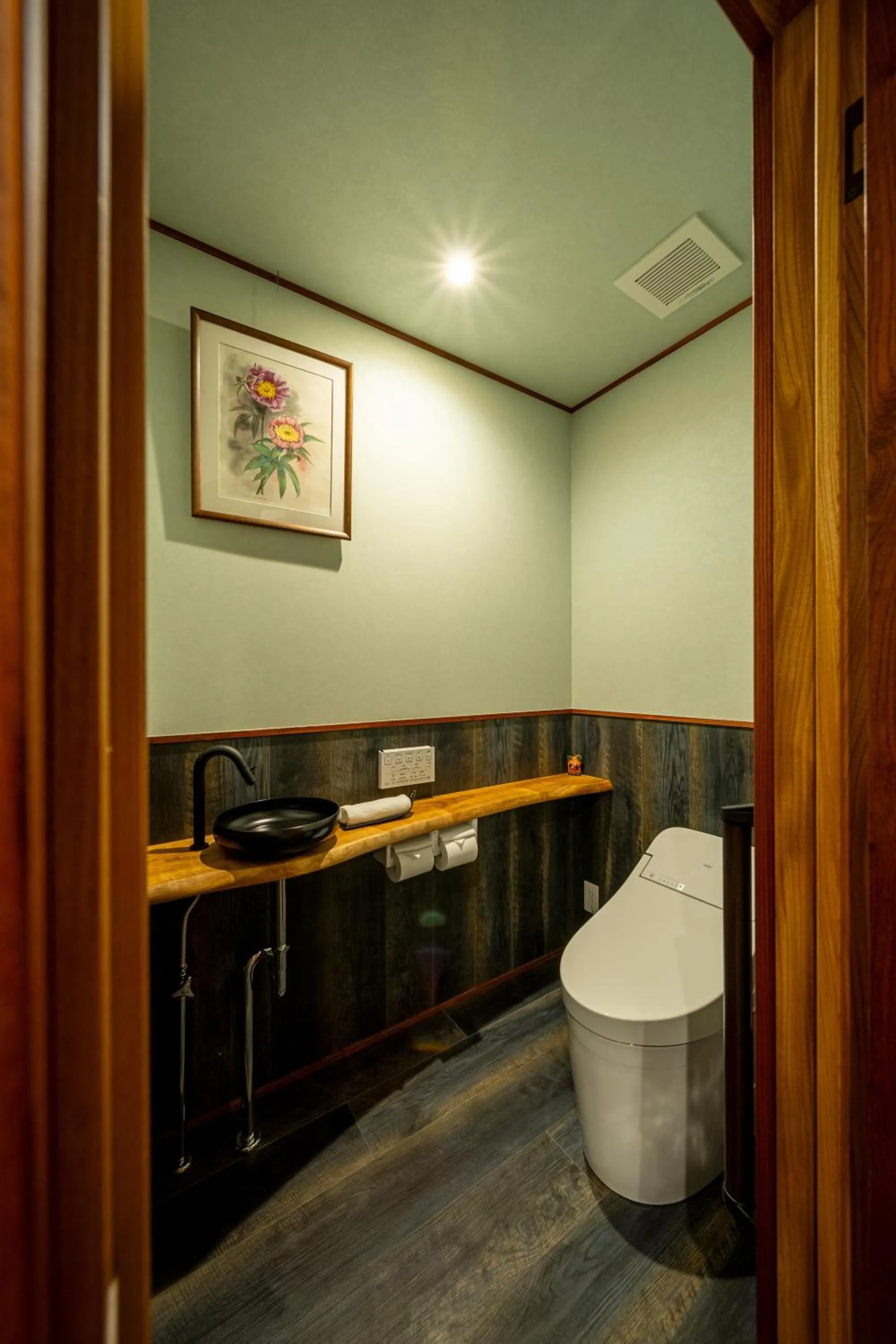 Toilet in Ryokan Asunaro