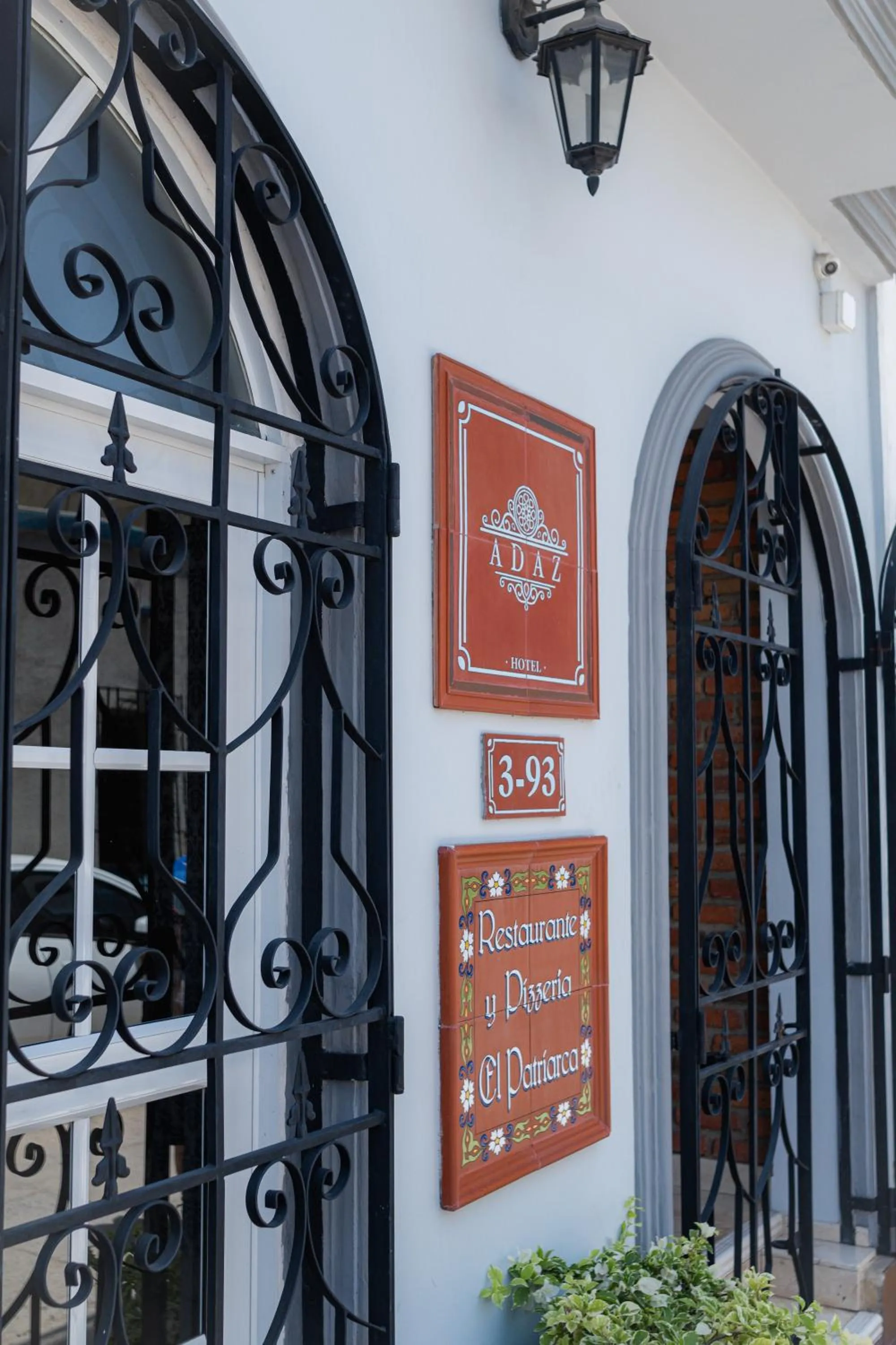 Facade/entrance in Hotel Boutique ADAZ