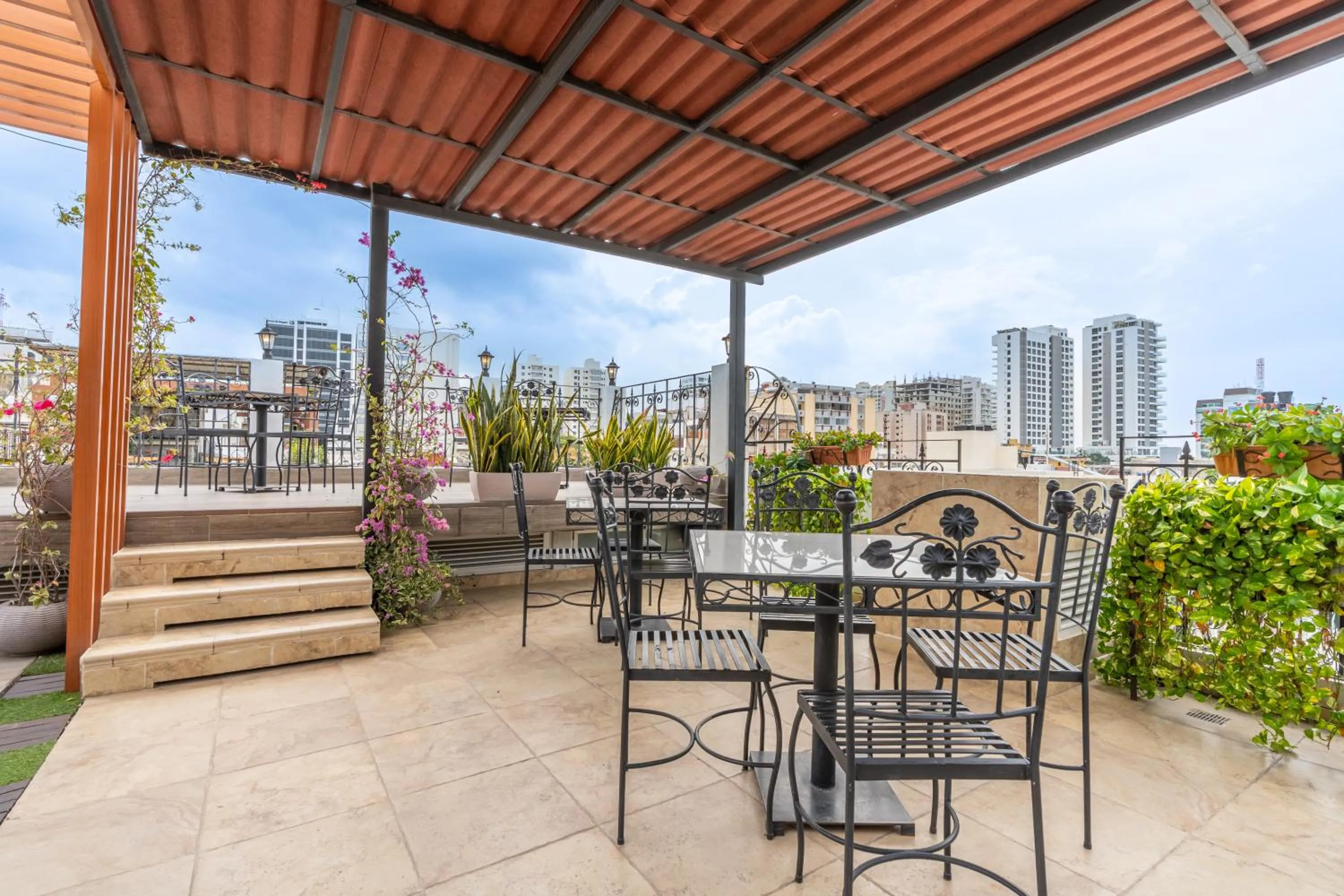 Day in Hotel Boutique ADAZ