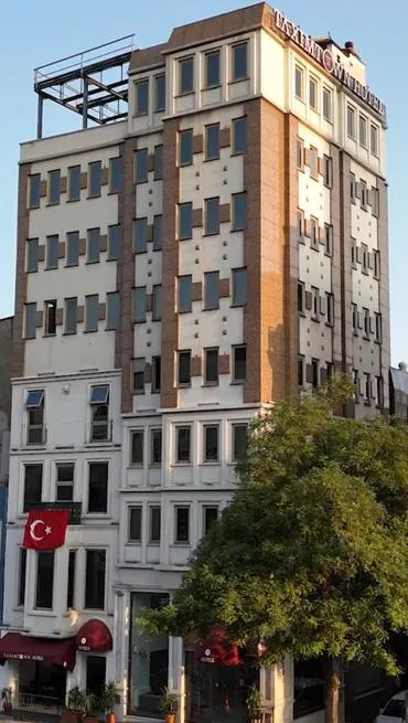 Quiet street view in Taximtown Hotel