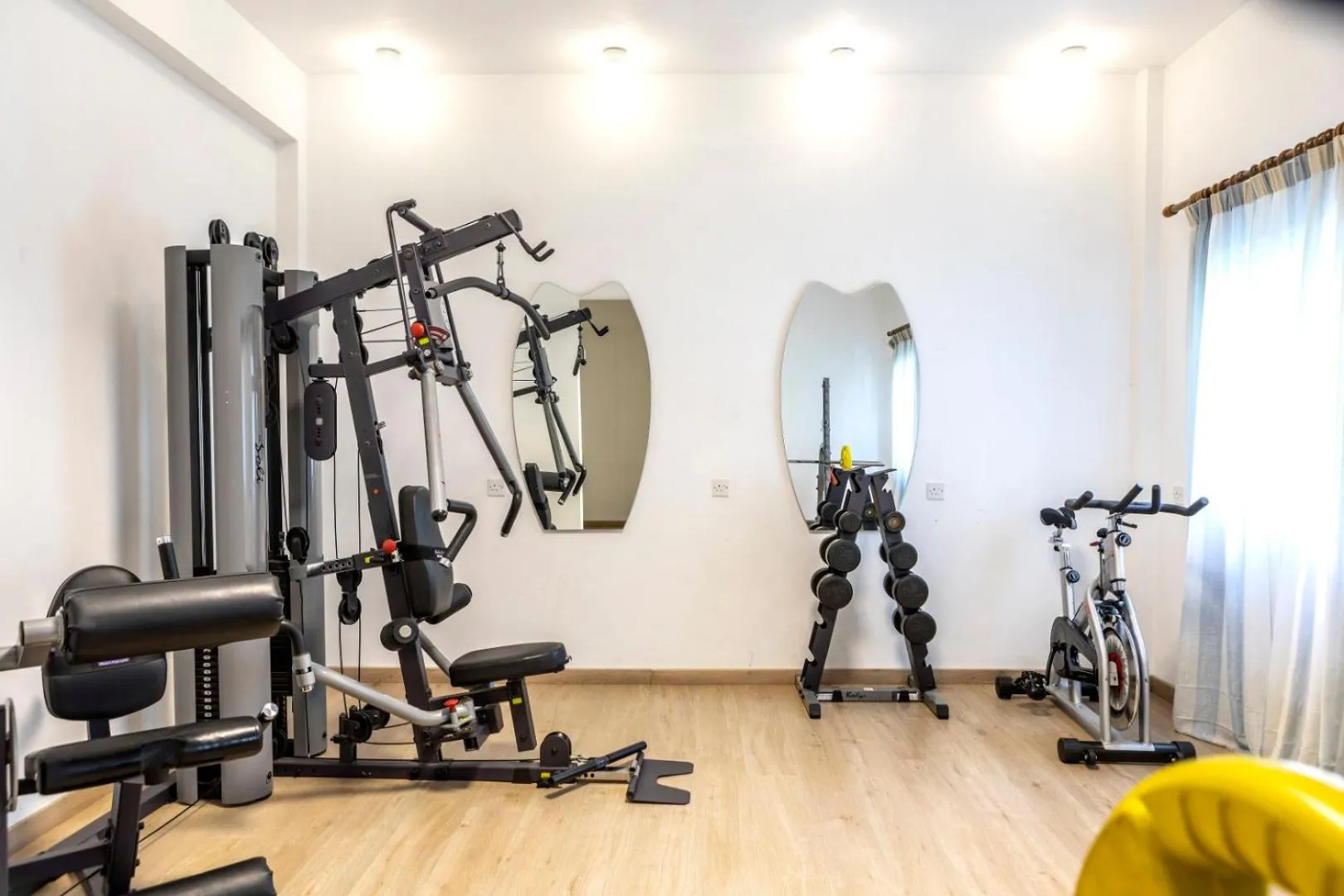 Fitness centre/facilities in Forest Park Hotel