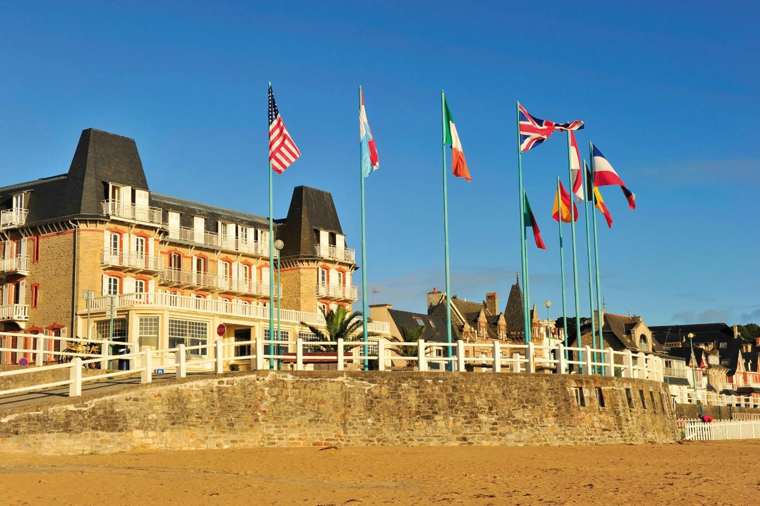 Bird's eye view in VTF L'Hotel Des Bains