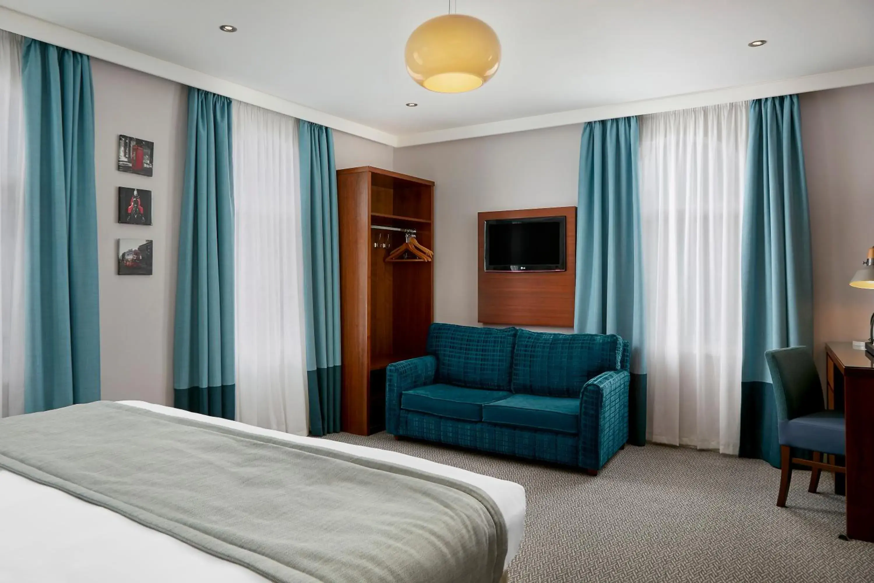 Superior Double in Seraphine Hammersmith Hotel Superior Double in Seraphine Hammersmith Hotel