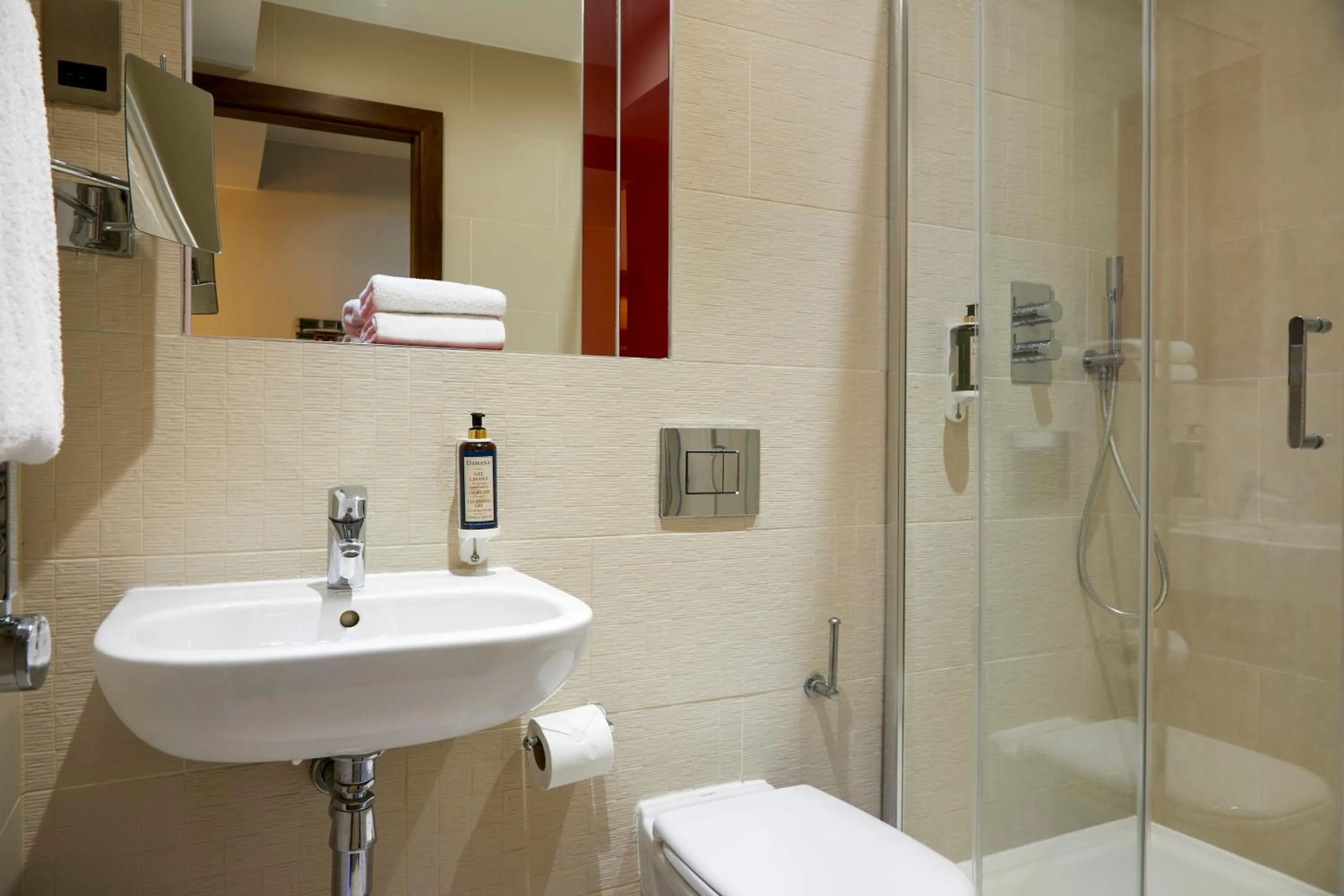 Shower in Seraphine Hammersmith Hotel