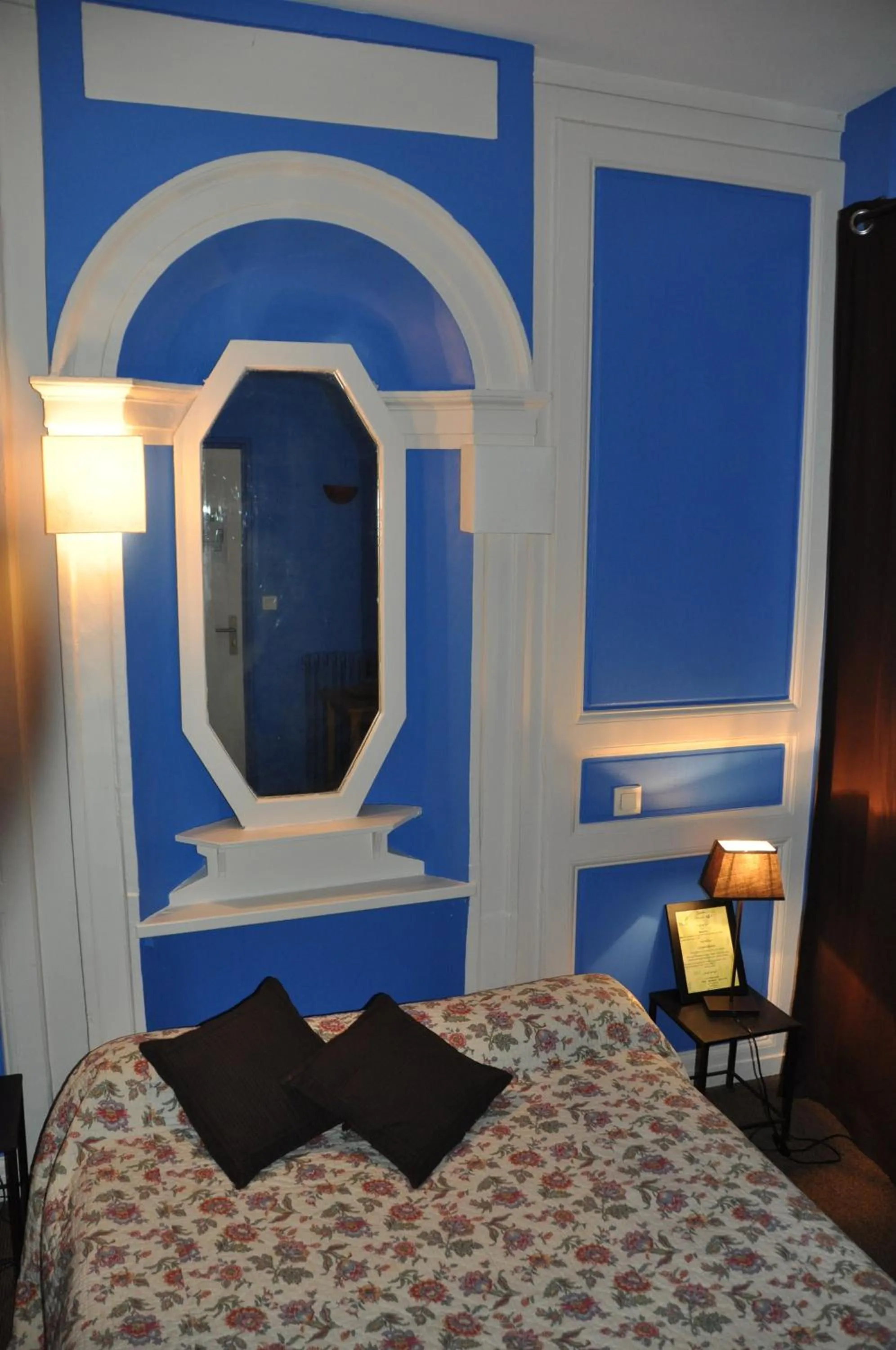 Bed in Le Vieux Carré