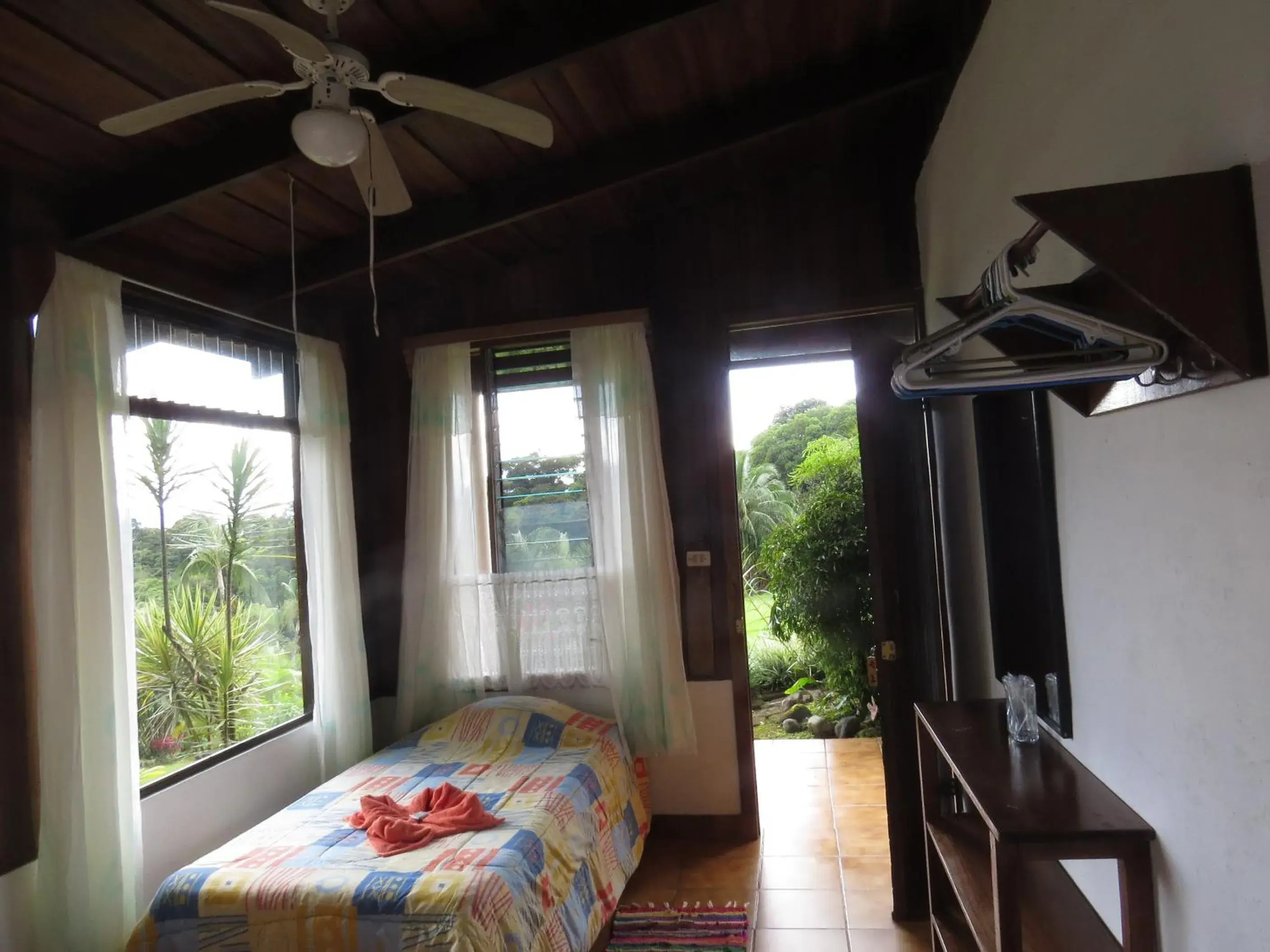 Triple Room - single occupancy in Hotel La Rana de Arenal Triple Room - single occupancy in Hotel La Rana de Arenal