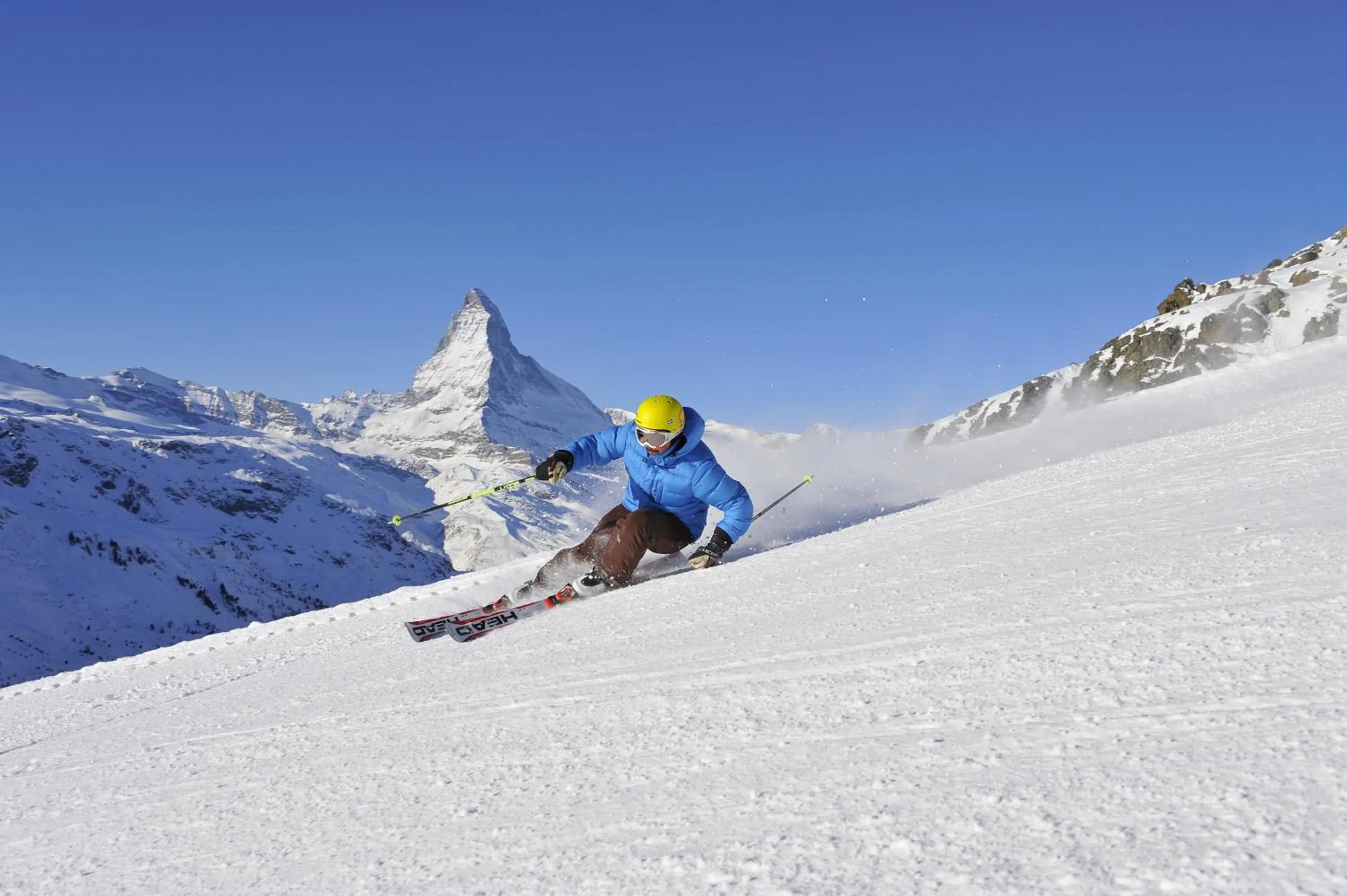 Skiing in Hotel Garni Testa Grigia