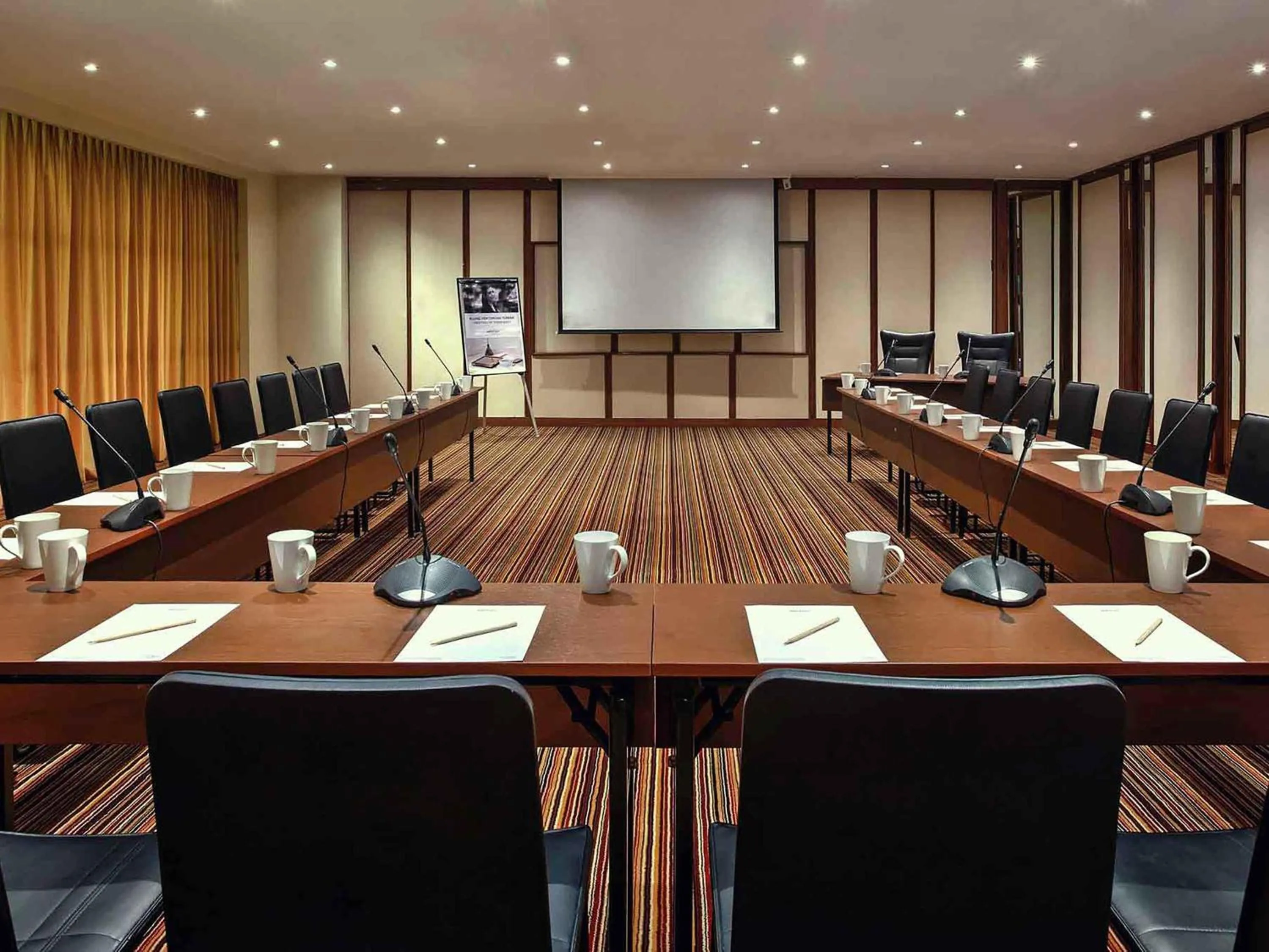 Meeting/conference room in Mercure Convention Center Ancol