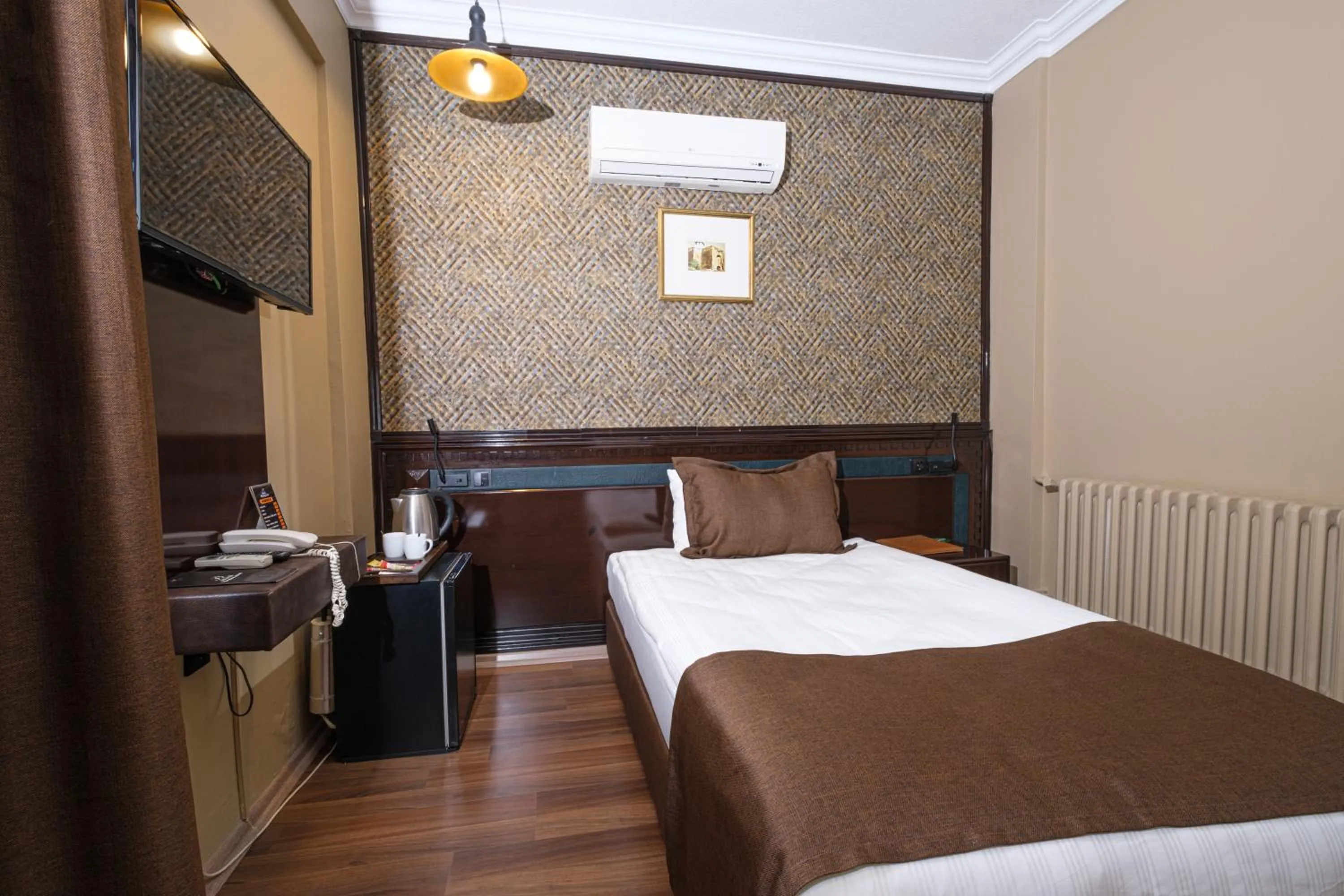 Bed in Balikcilar Hotel